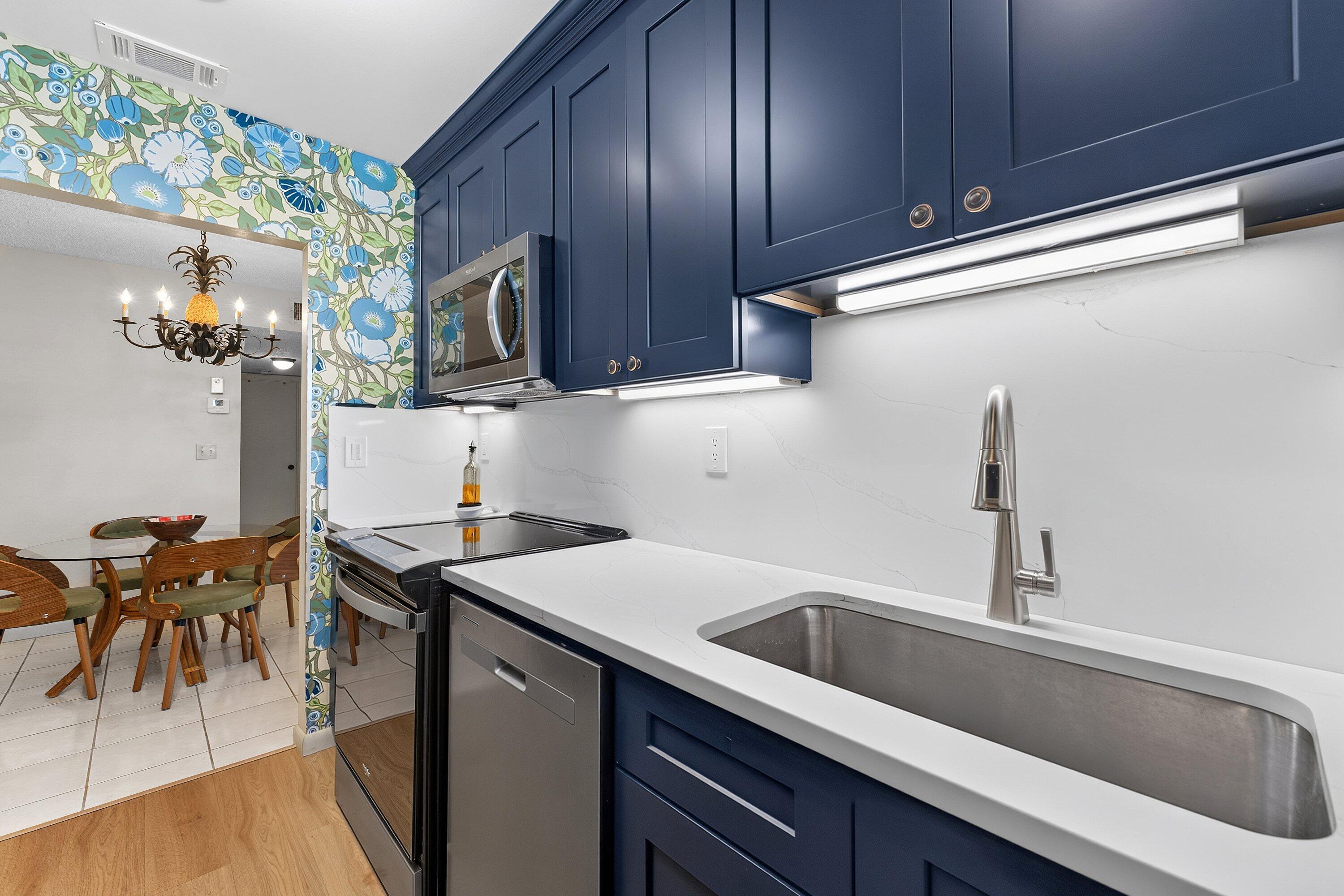 HIGH POINT OF DELRAY SEC 5 CONDO - Residential