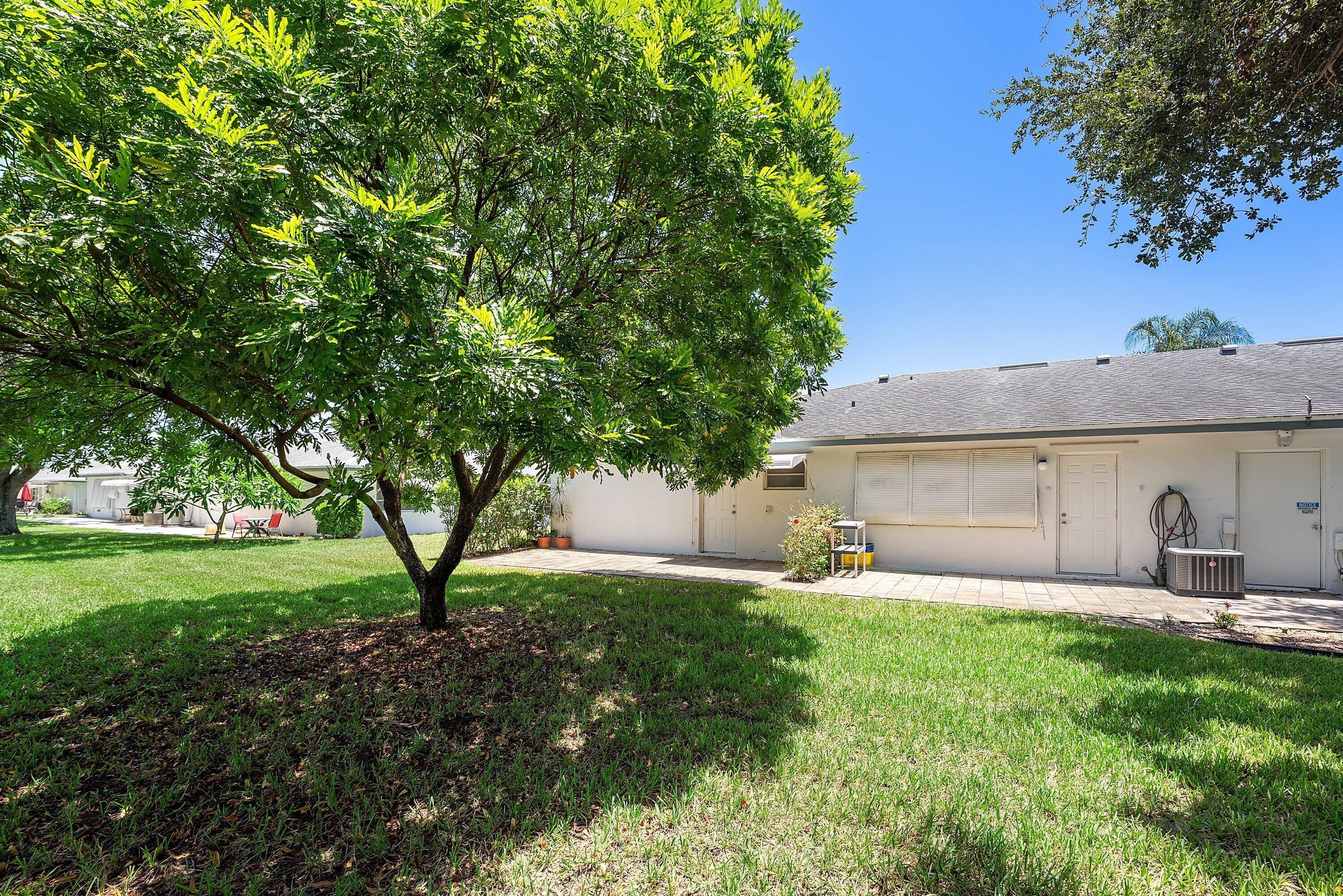 HIGH POINT OF DELRAY SEC 5 CONDO - Residential