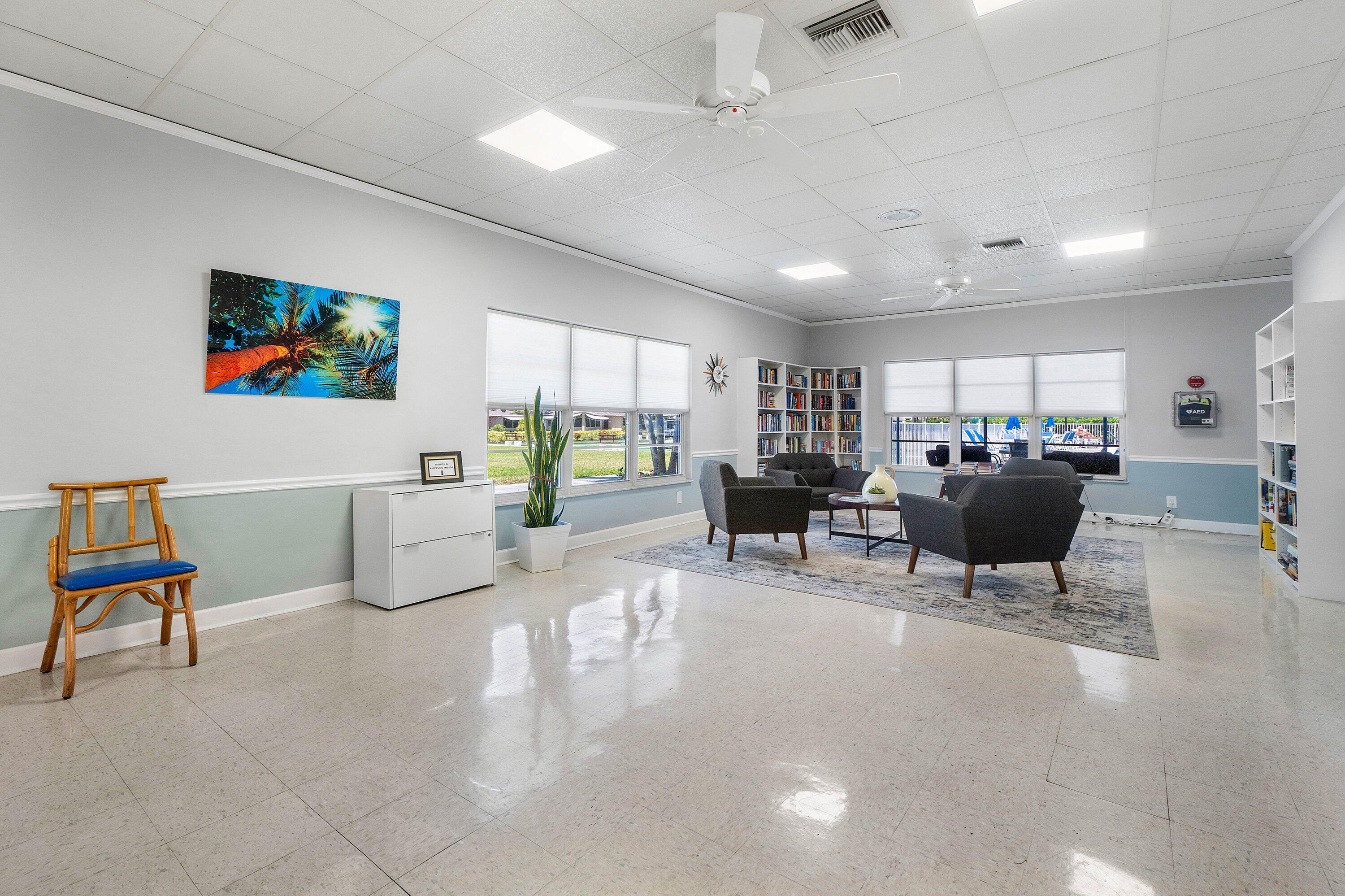 HIGH POINT OF DELRAY SEC 5 CONDO - Residential