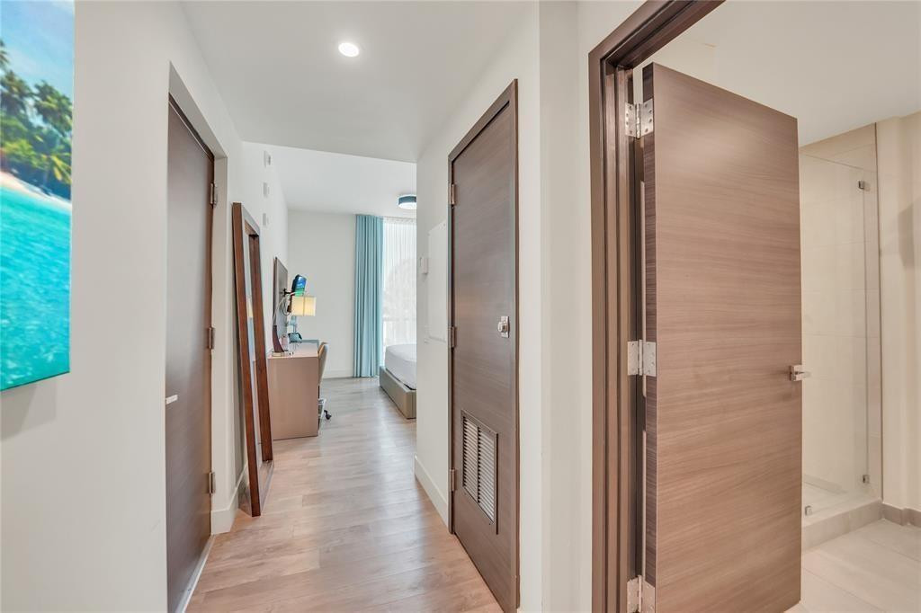 COSTA HOLLYWOOD CONDO - Residential