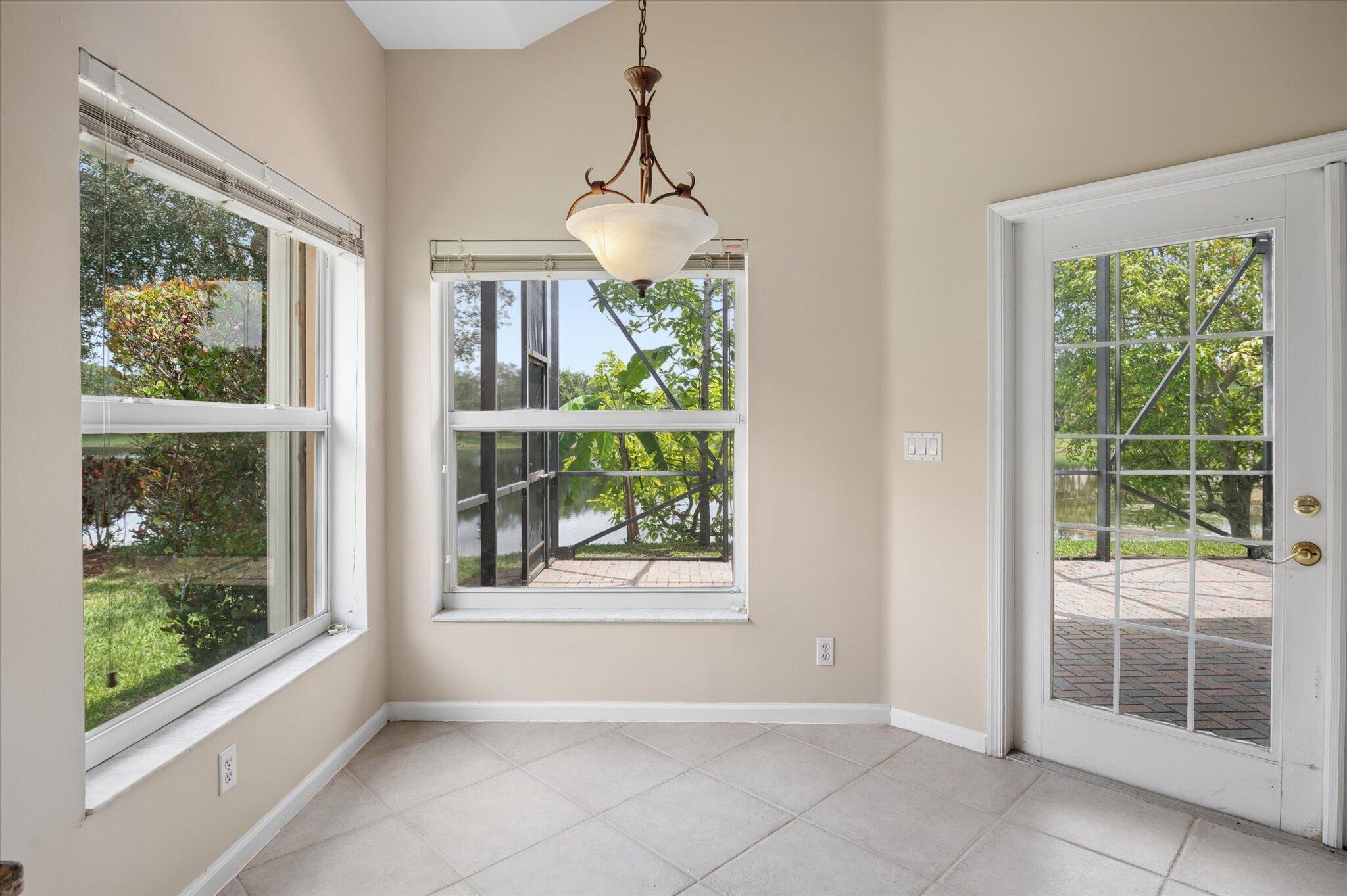 PARKLAND ISLES - Residential