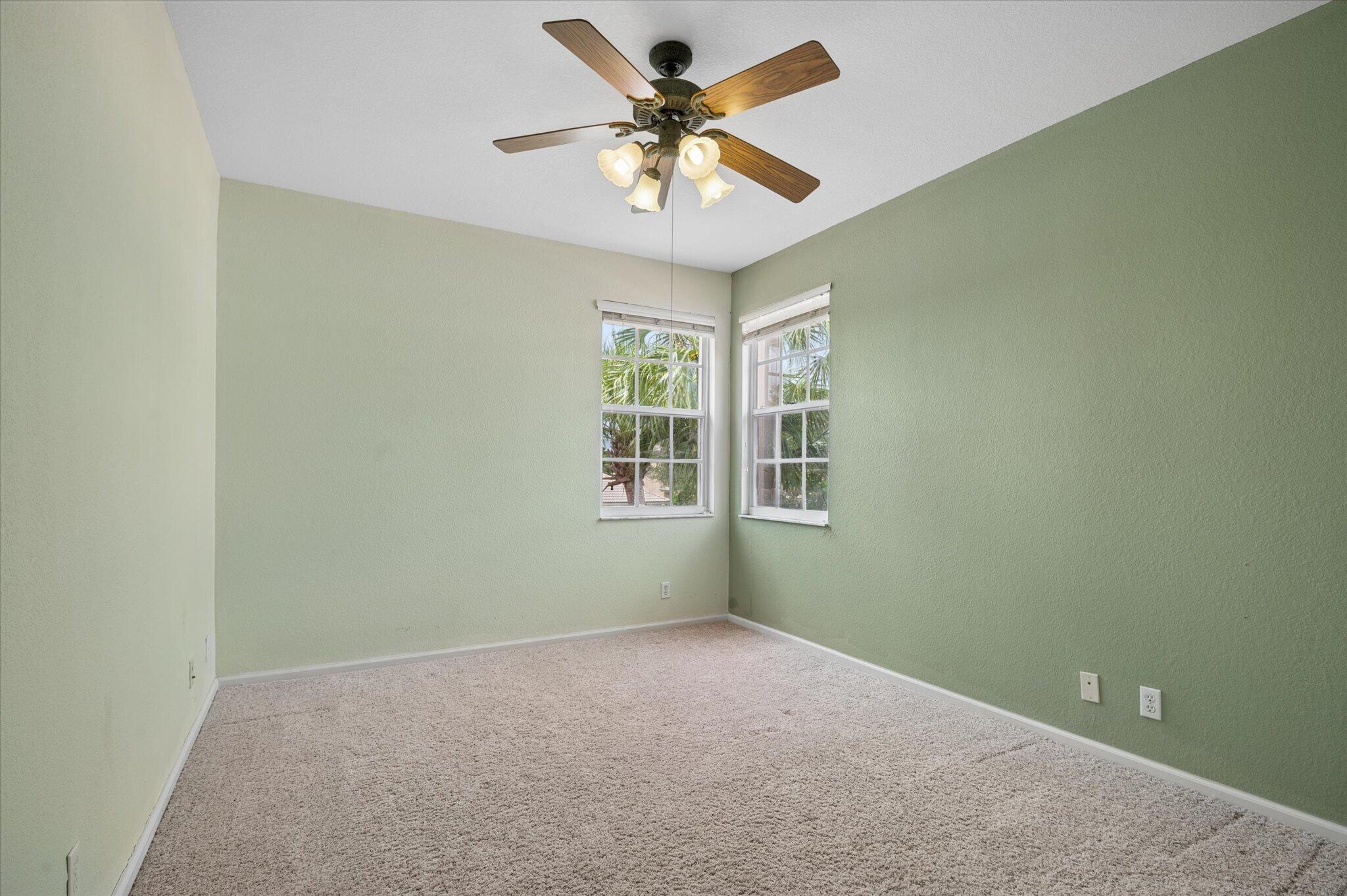PARKLAND ISLES - Residential