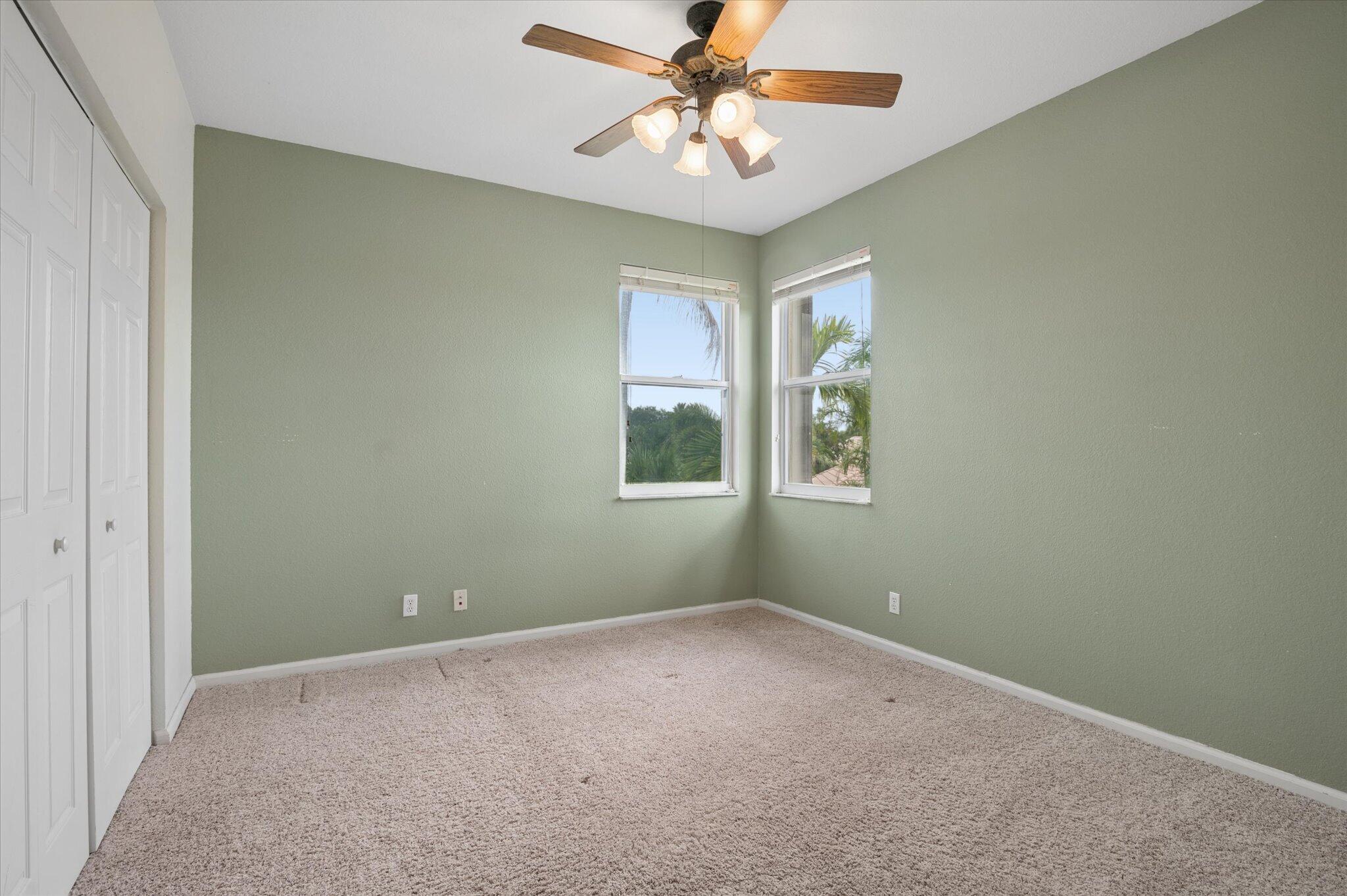 PARKLAND ISLES - Residential