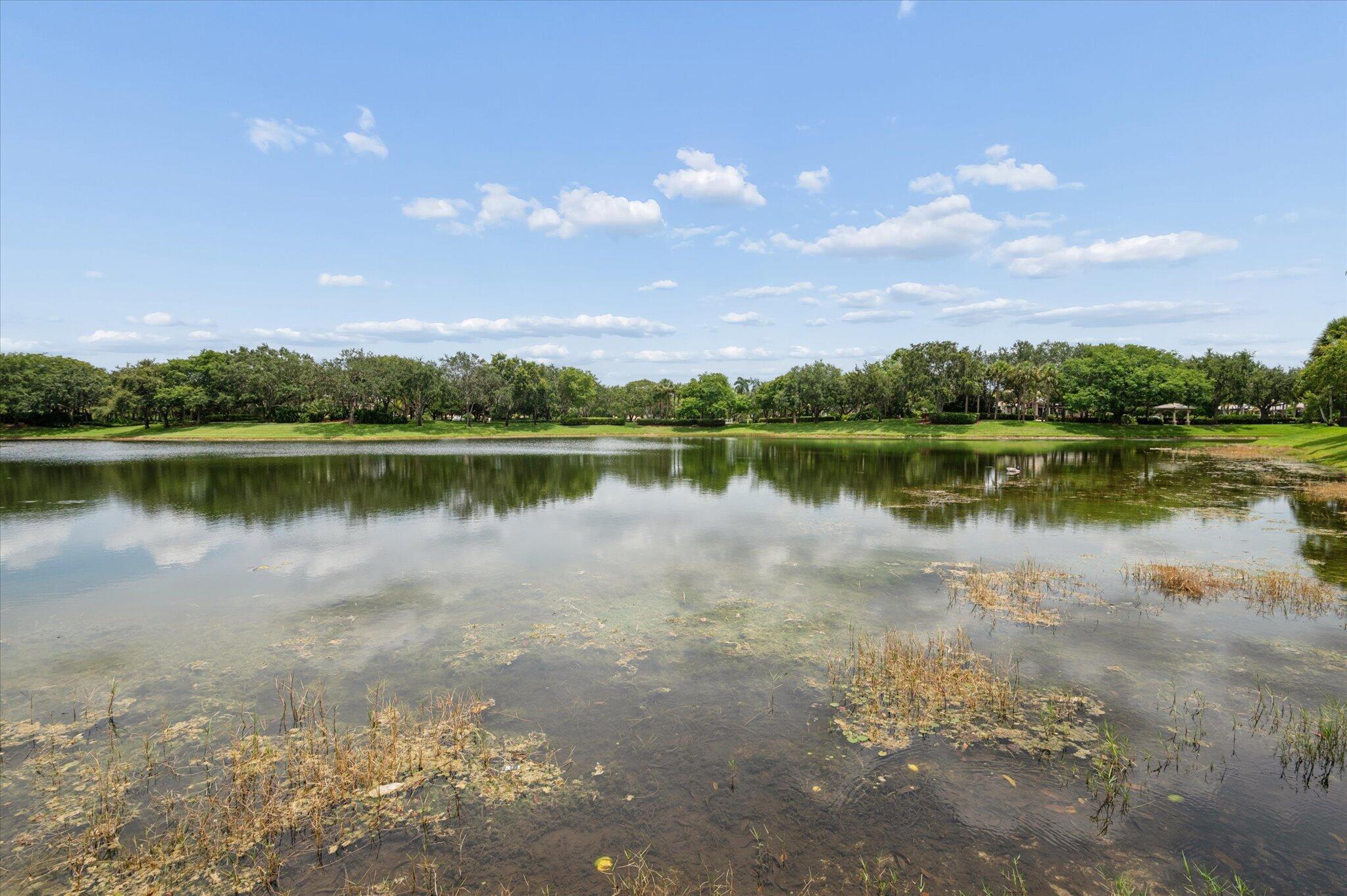 PARKLAND ISLES - Residential