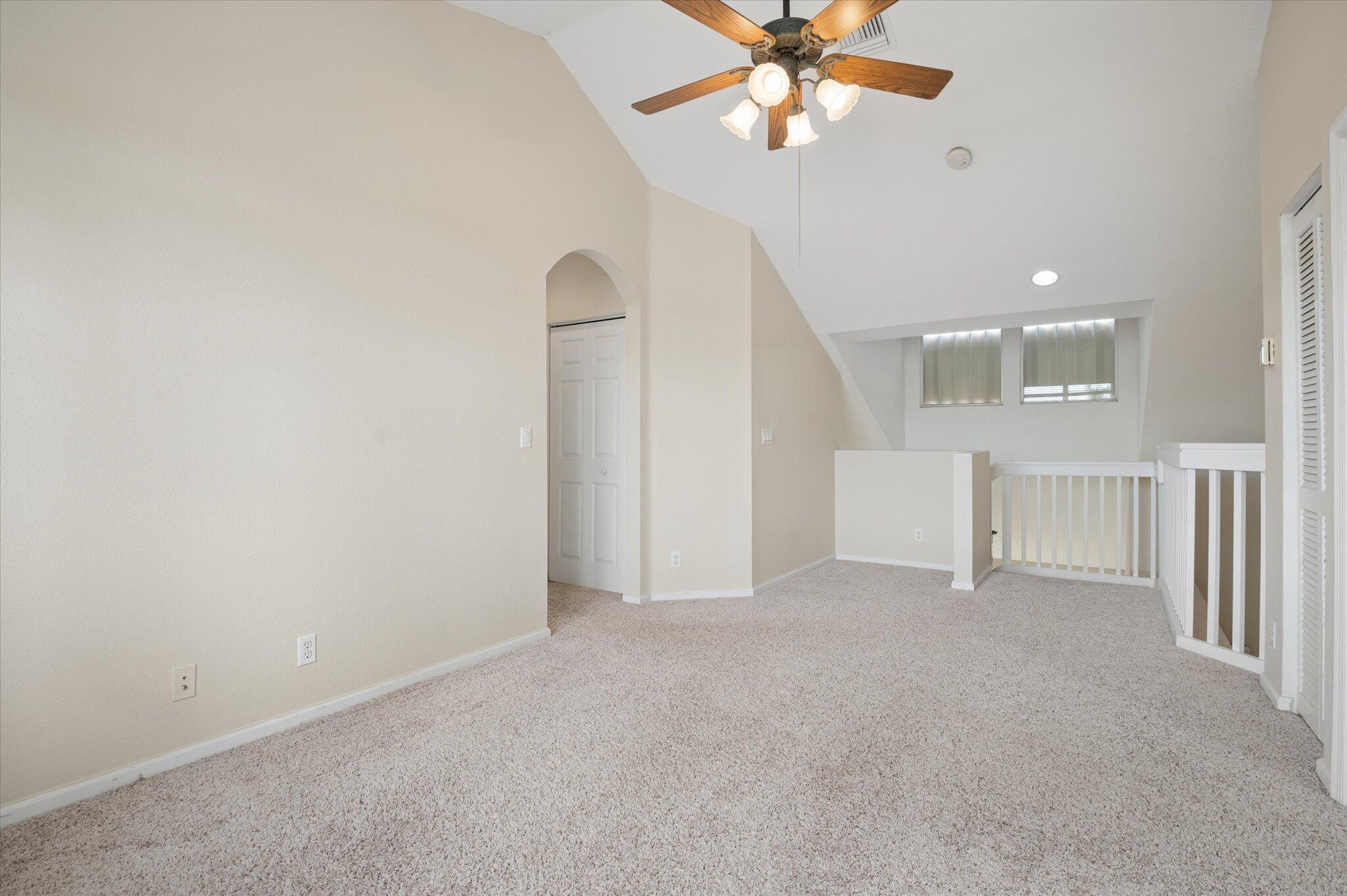 PARKLAND ISLES - Residential