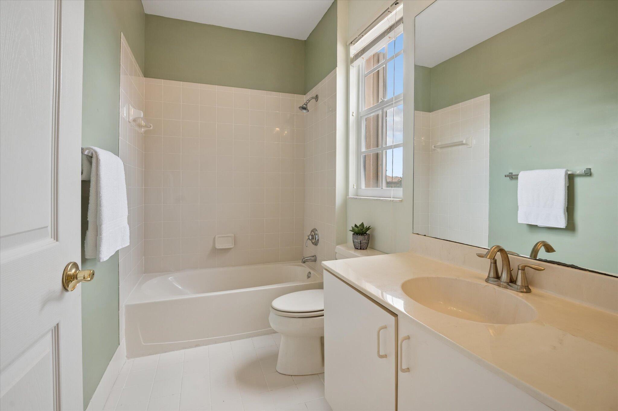 PARKLAND ISLES - Residential