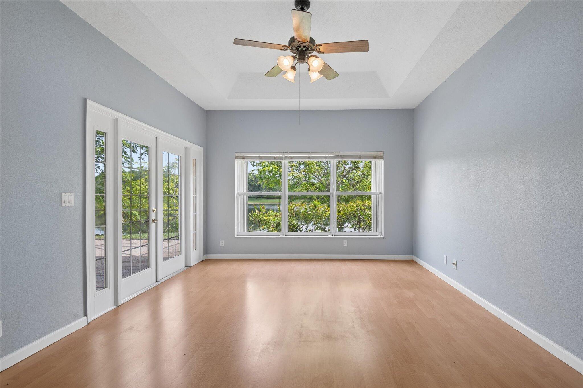 PARKLAND ISLES - Residential