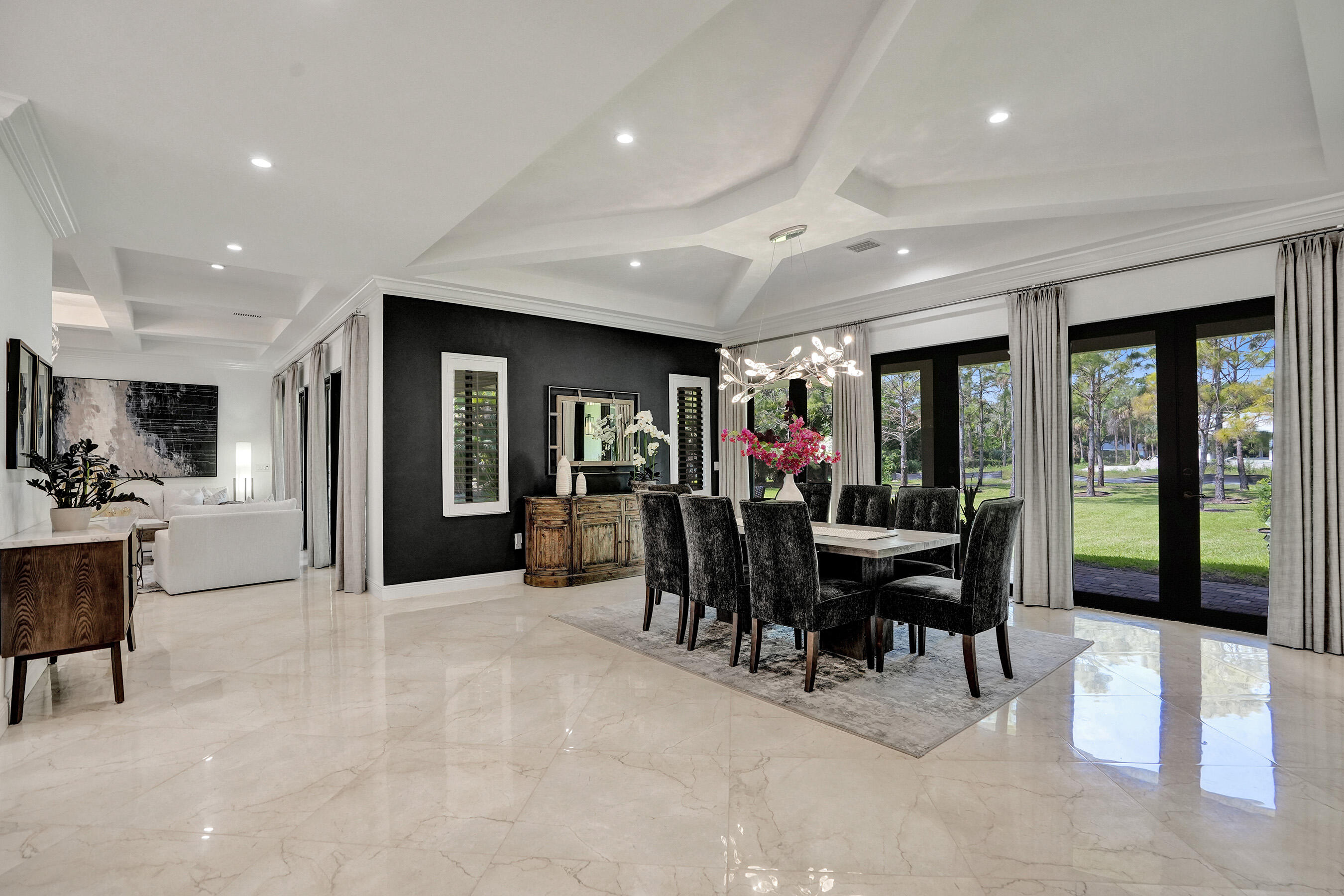 PINE TREE ESTATES - Residential