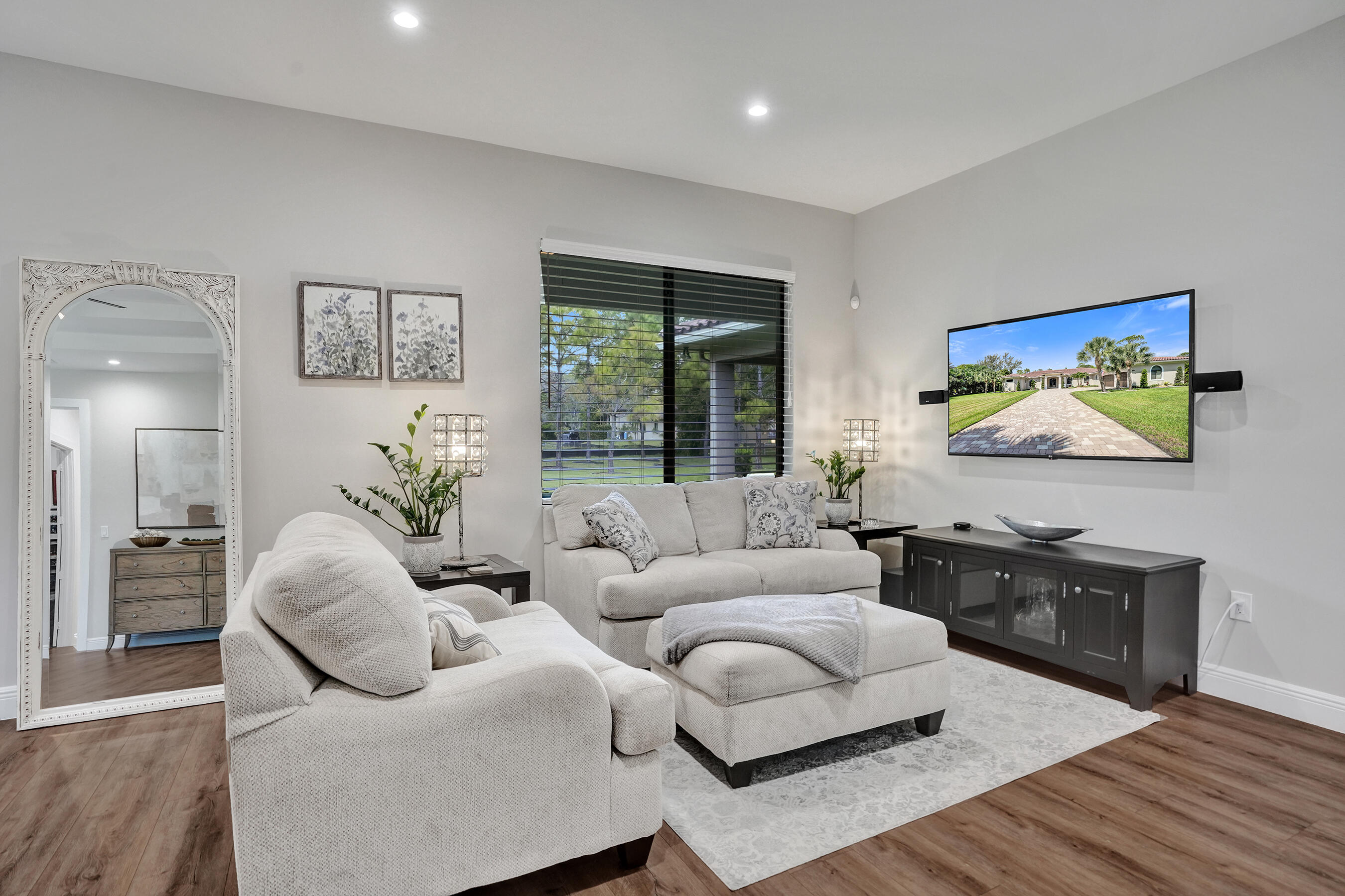 PINE TREE ESTATES - Residential