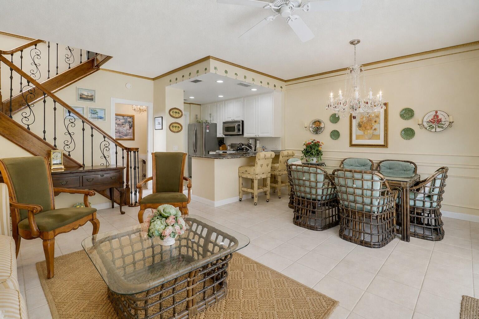 TEQUESTA OAKS - Residential