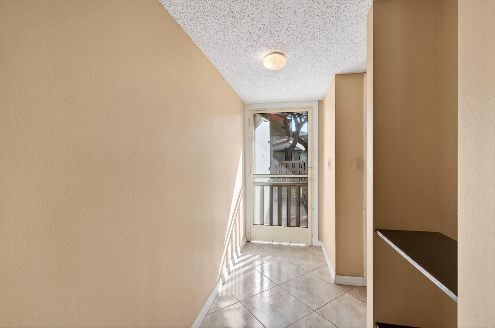 CONDOMINIUM 17 OF LIGHTHOUSE - Residential