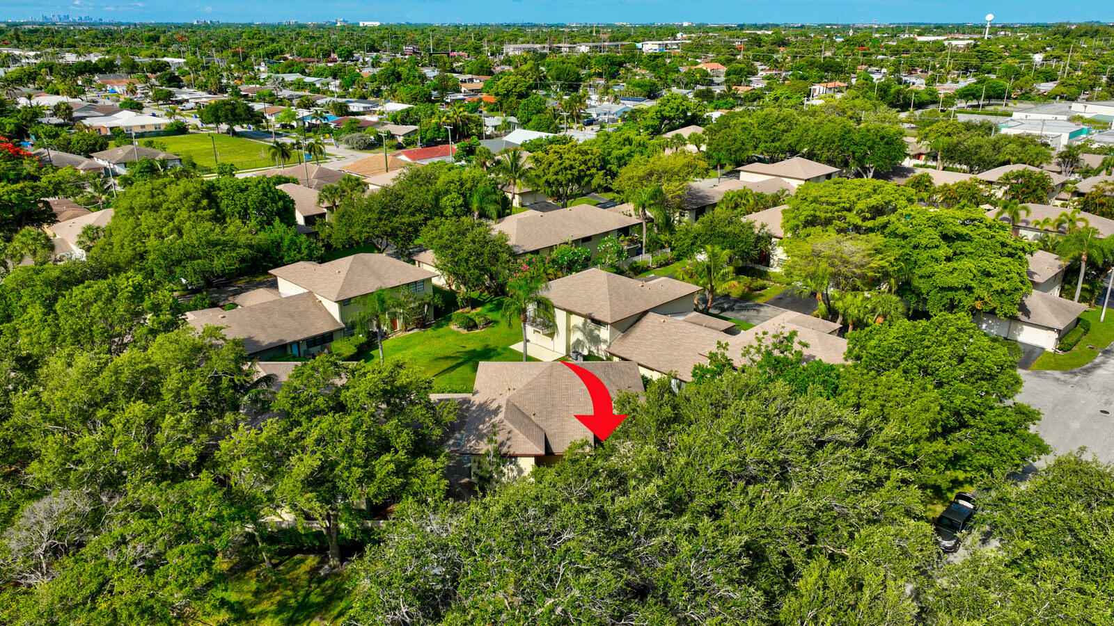CONDOMINIUM 17 OF LIGHTHOUSE - Residential
