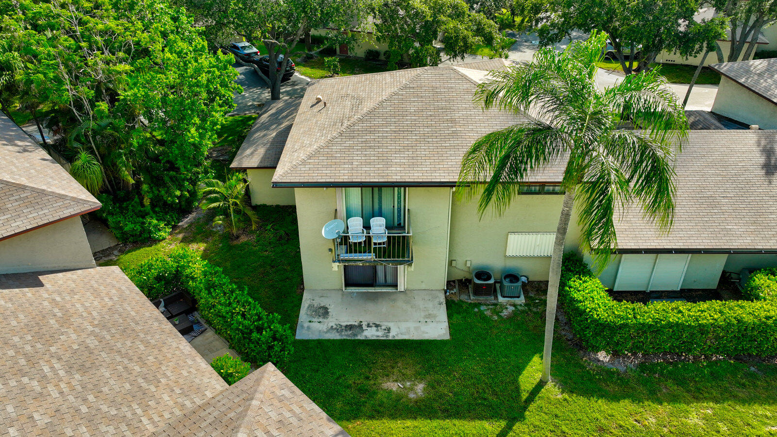 CONDOMINIUM 17 OF LIGHTHOUSE - Residential