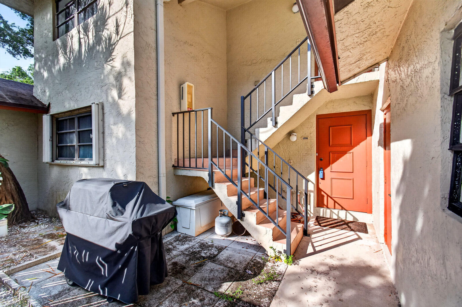 CONDOMINIUM 17 OF LIGHTHOUSE - Residential