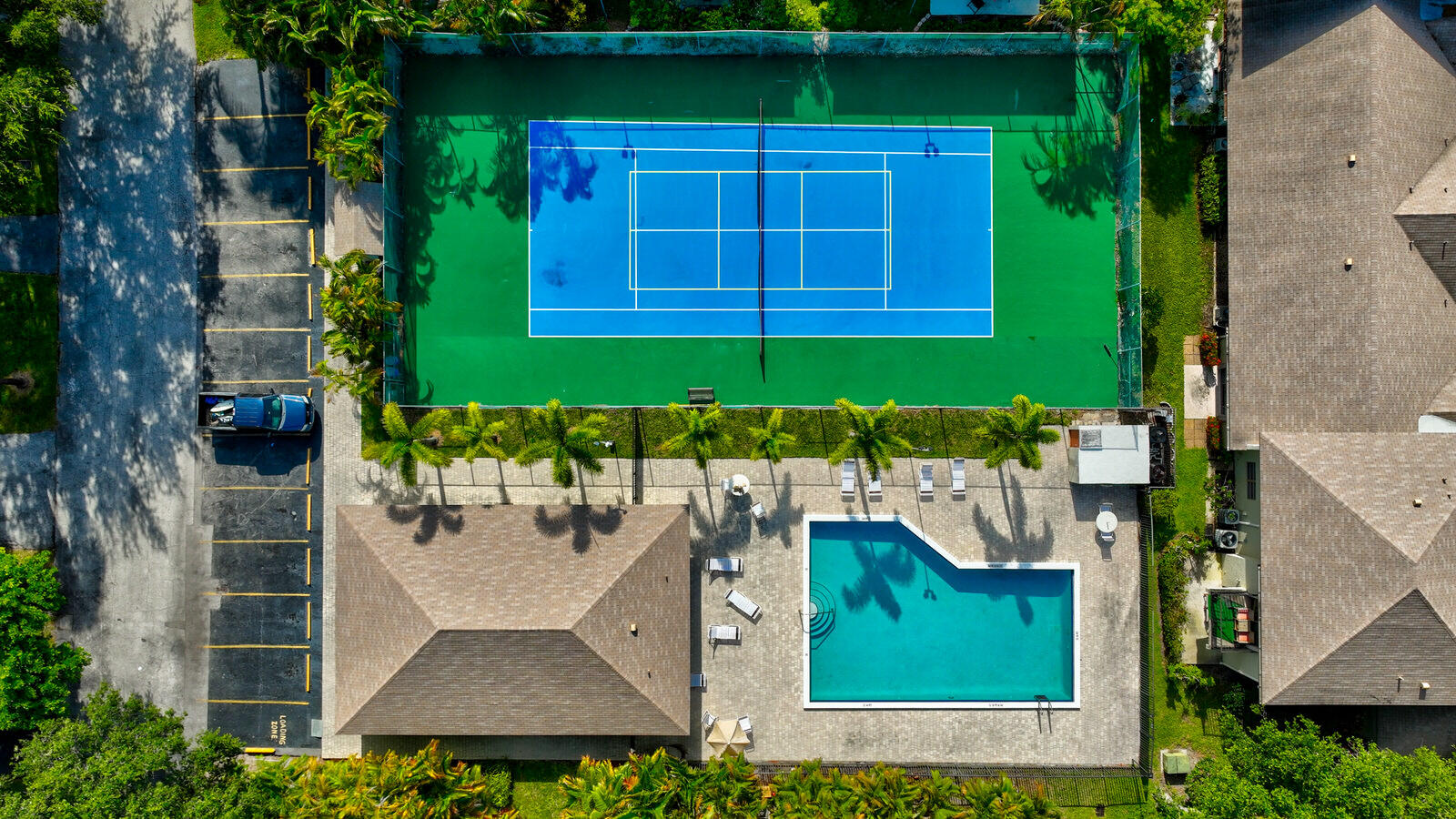 CONDOMINIUM 17 OF LIGHTHOUSE - Residential