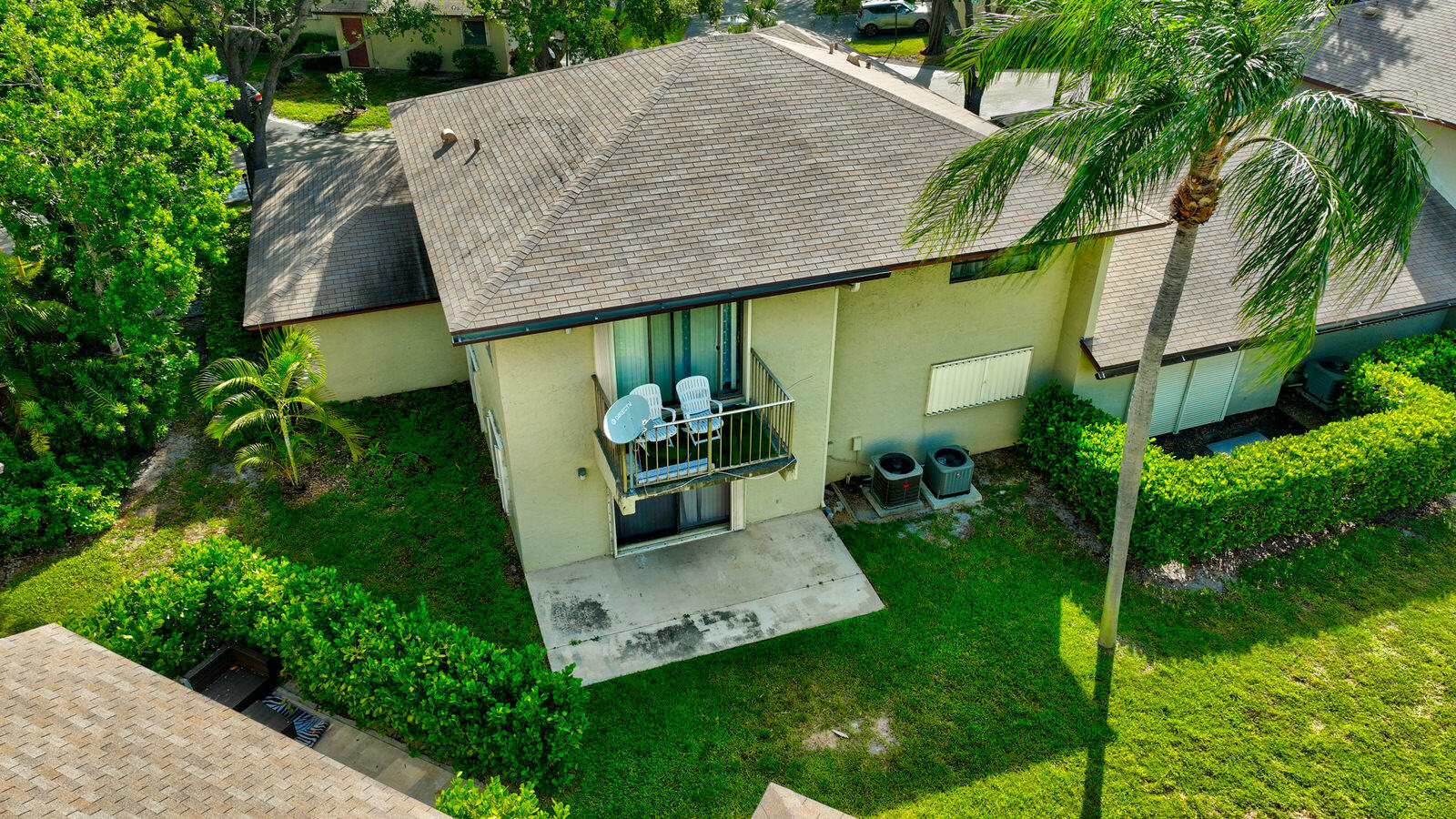 CONDOMINIUM 17 OF LIGHTHOUSE - Residential