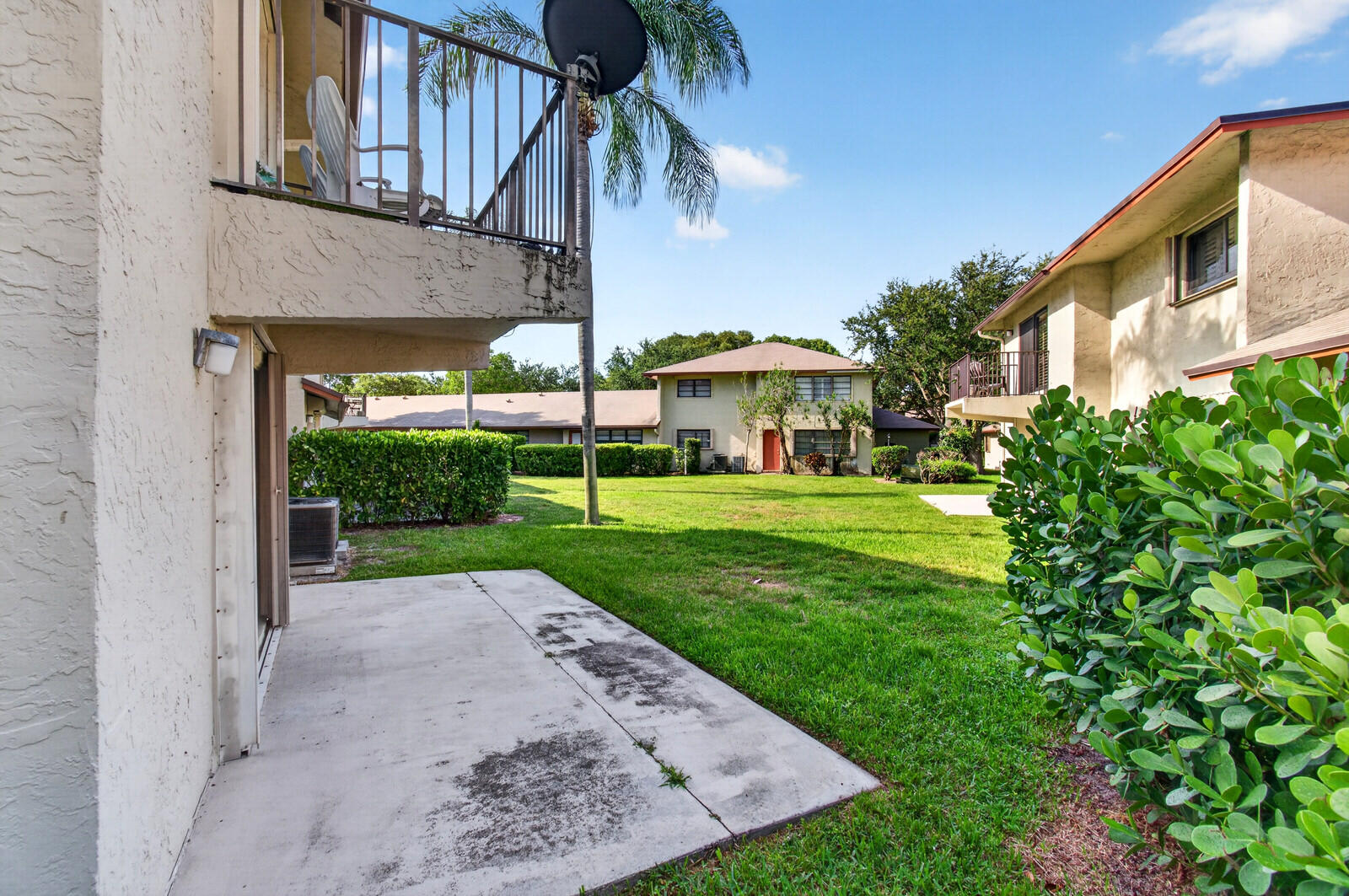 CONDOMINIUM 17 OF LIGHTHOUSE - Residential