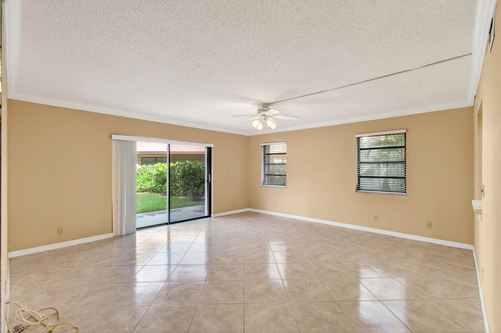 CONDOMINIUM 17 OF LIGHTHOUSE - Residential