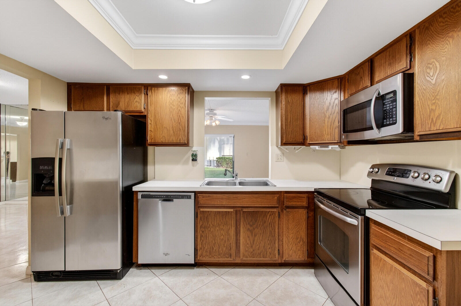 CONDOMINIUM 17 OF LIGHTHOUSE - Residential