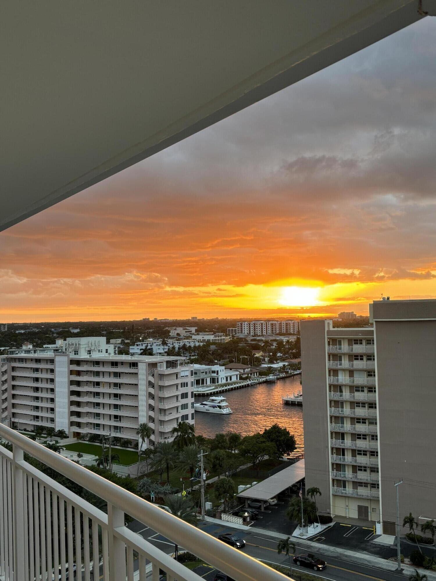 GRANADA HOUSE CONDOMINIUM - Residential
