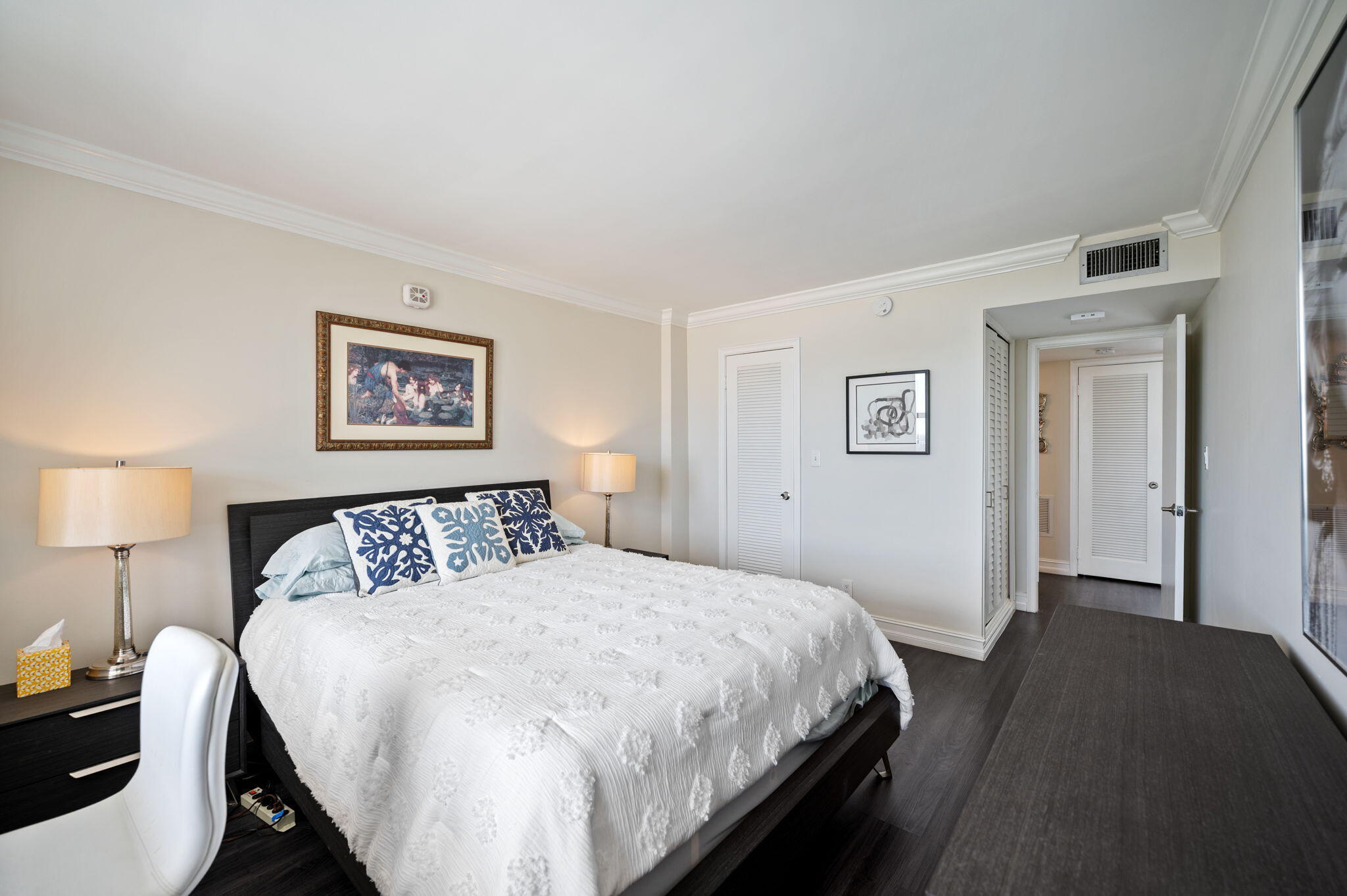 GRANADA HOUSE CONDOMINIUM - Residential