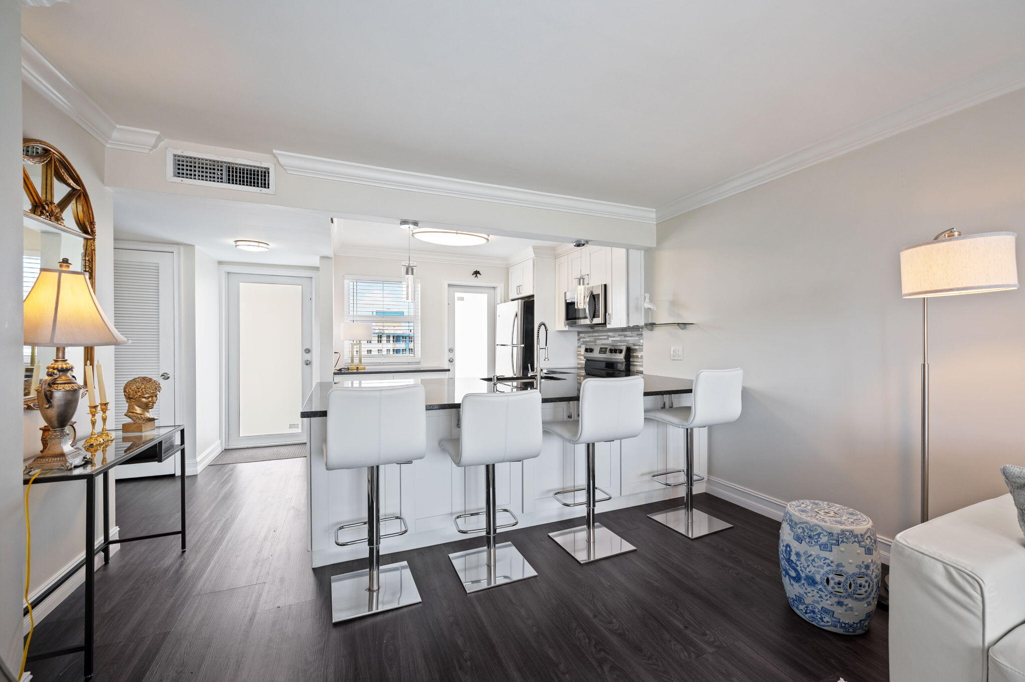 GRANADA HOUSE CONDOMINIUM - Residential