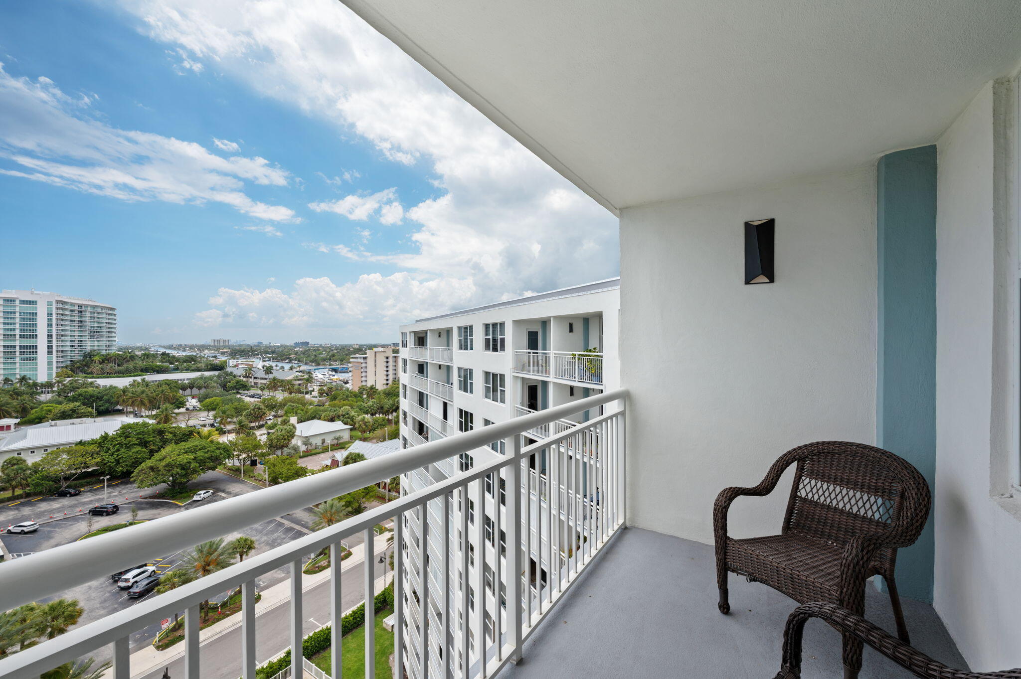 GRANADA HOUSE CONDOMINIUM - Residential