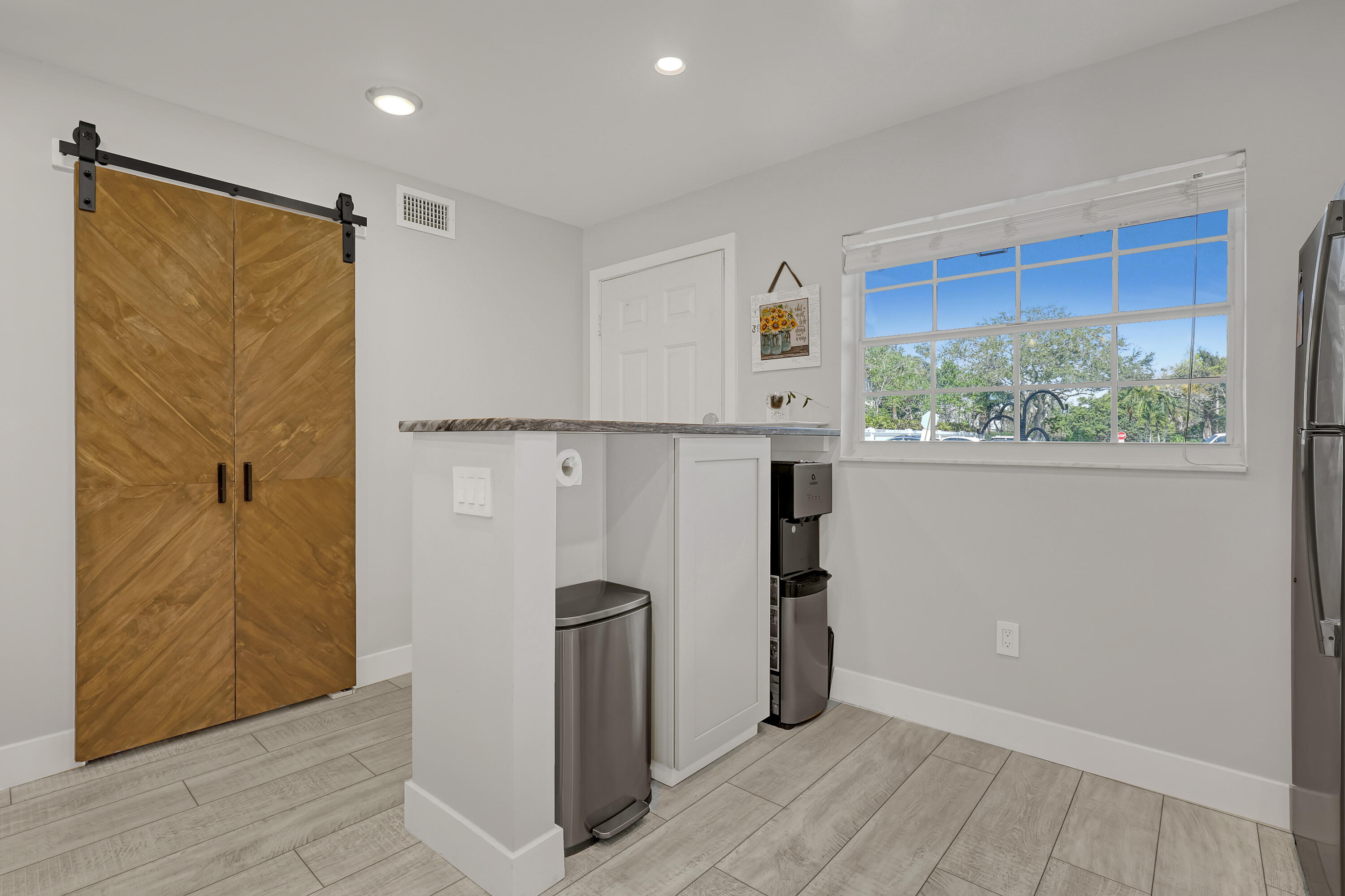 PALM BEACH TRACE CONDO - Residential
