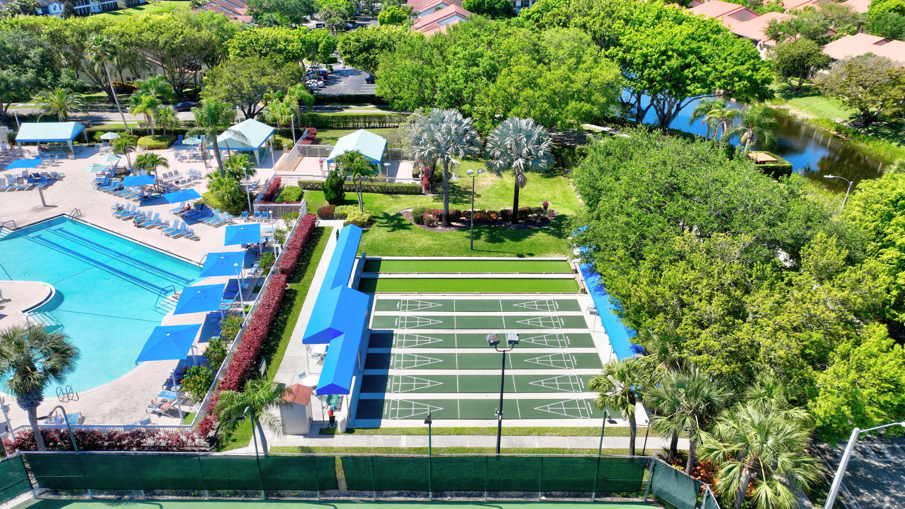 PLATINA- ALEXANDRA VILLAGE CONDO - Residential