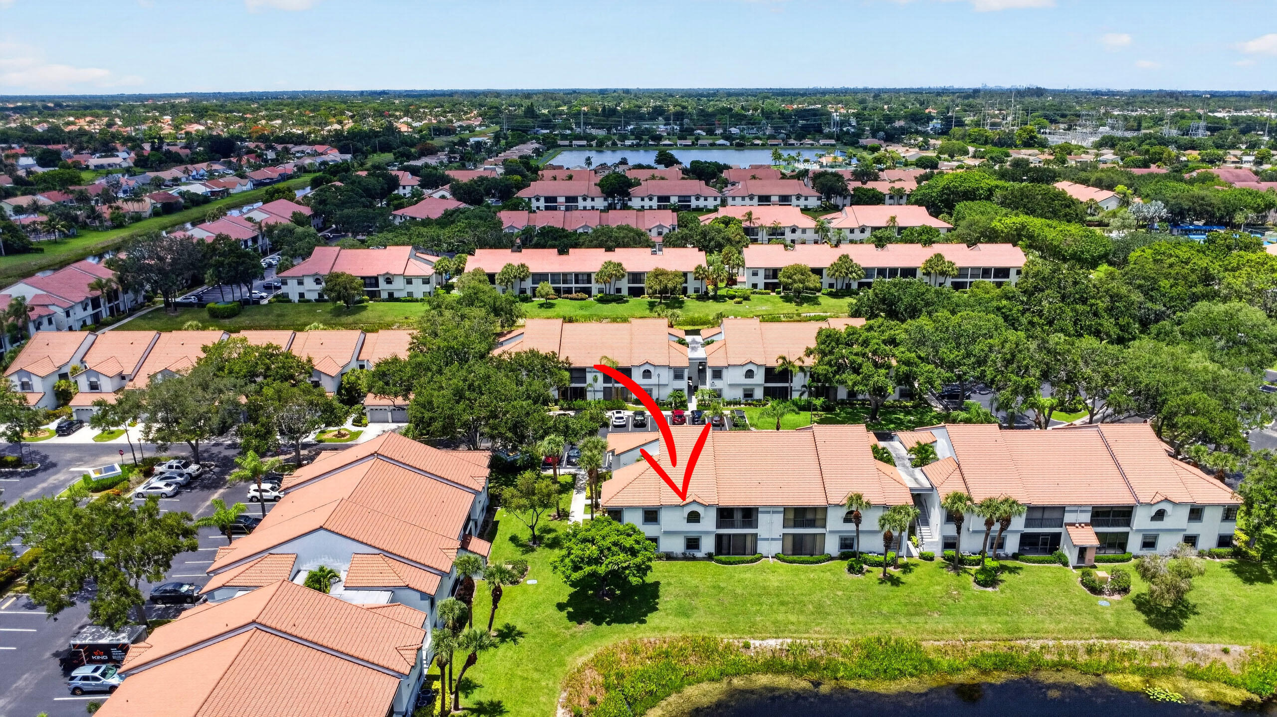 PLATINA- ALEXANDRA VILLAGE CONDO - Residential