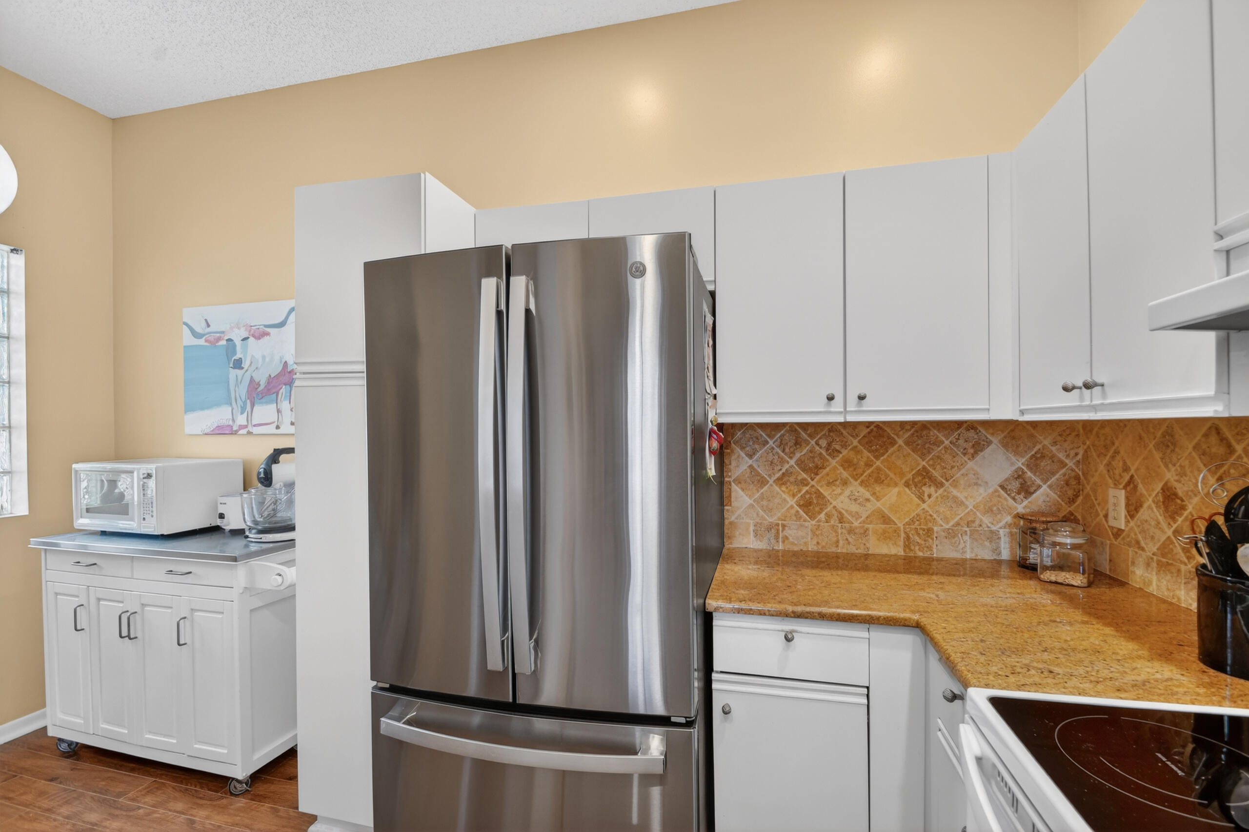 PLATINA- ALEXANDRA VILLAGE CONDO - Residential