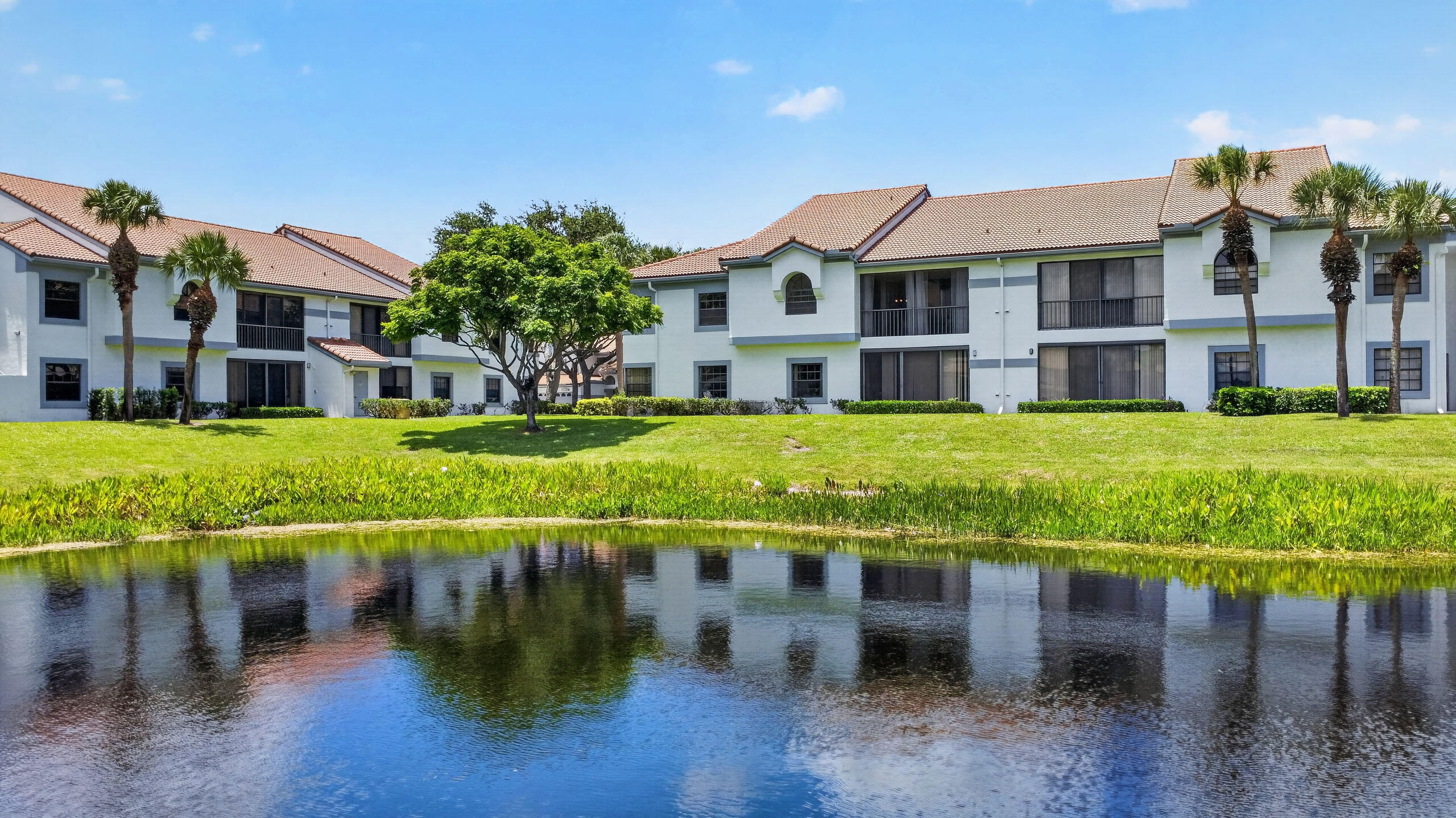 PLATINA- ALEXANDRA VILLAGE CONDO - Residential