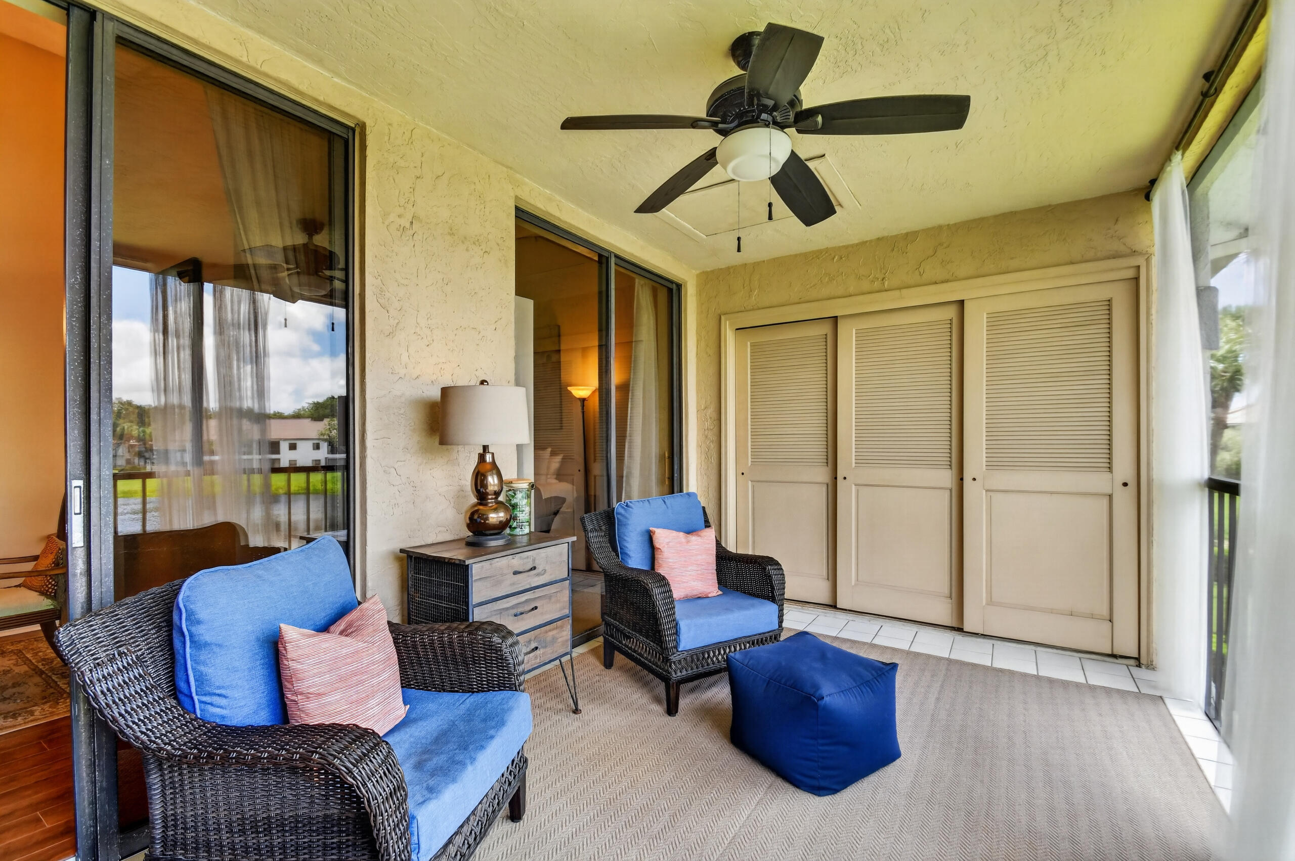 PLATINA- ALEXANDRA VILLAGE CONDO - Residential