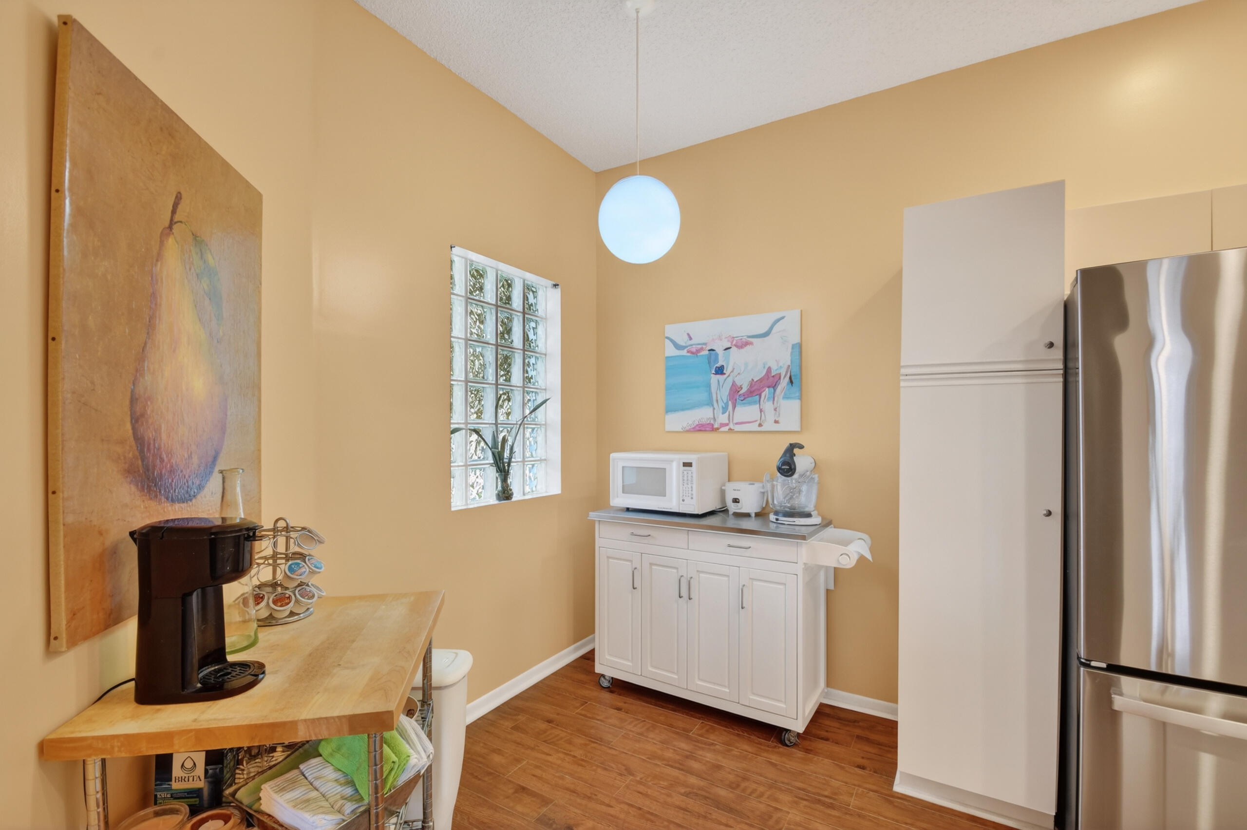 PLATINA- ALEXANDRA VILLAGE CONDO - Residential