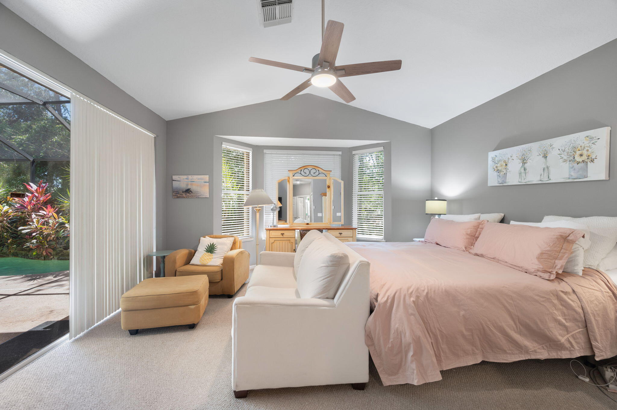 REPLAT OF HAWK'S VIEW AT THE RESERVE - Residential Lease