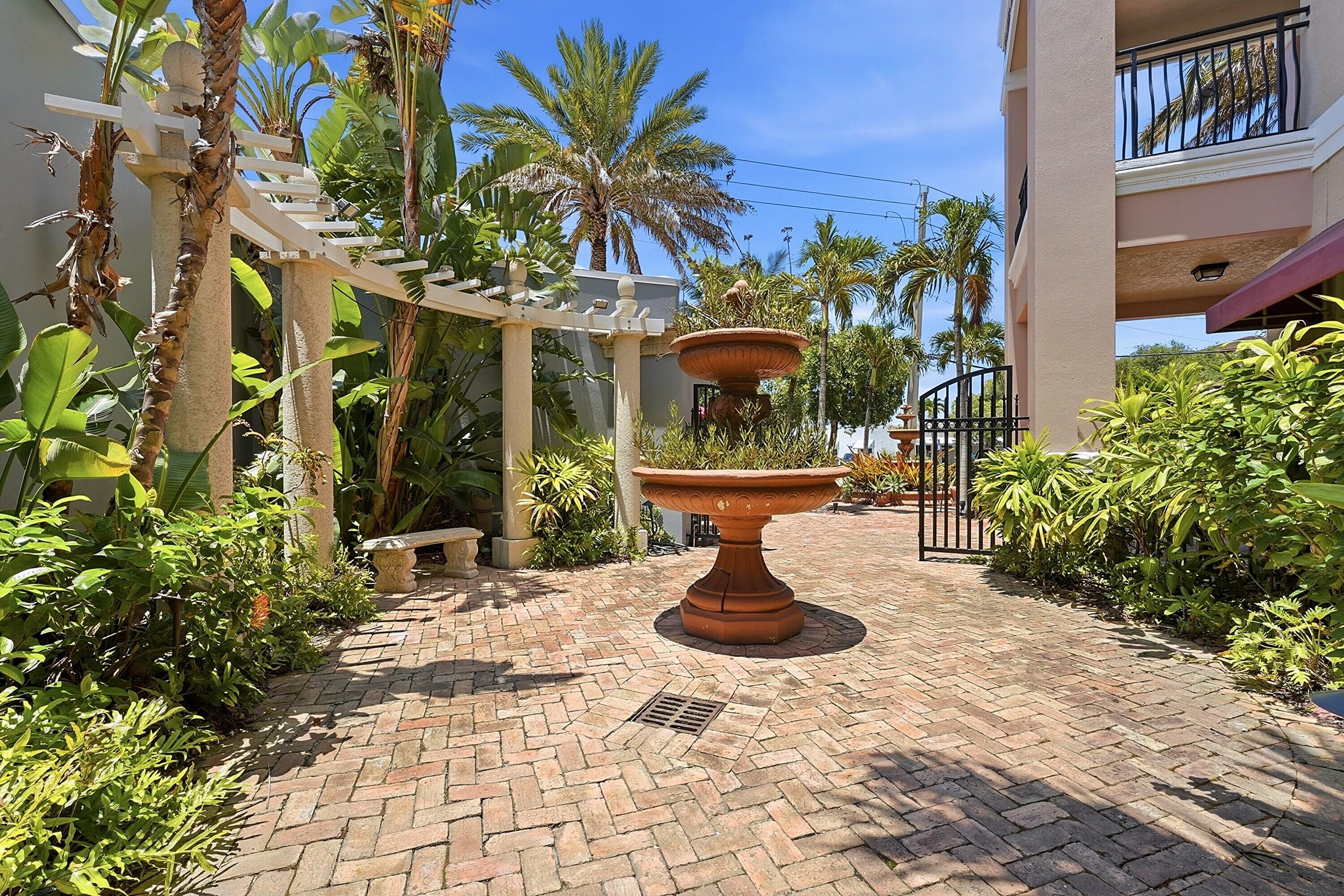 Esplanade/Downtown Stuart - Residential