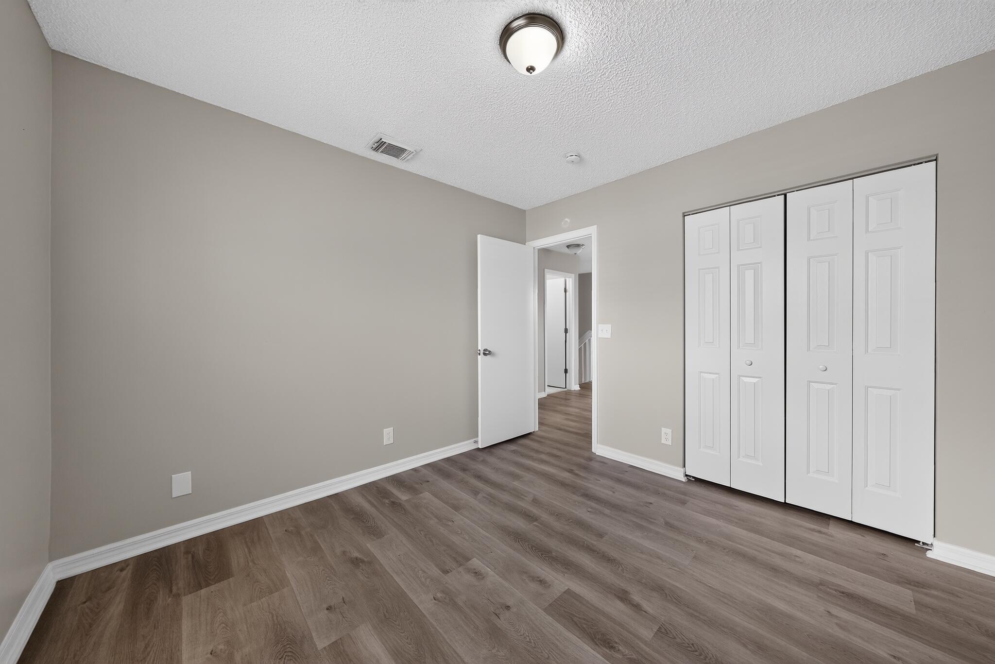 MAPLE RIDGE - Residential