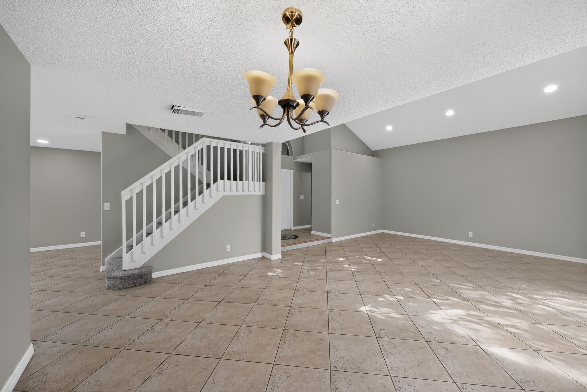MAPLE RIDGE - Residential
