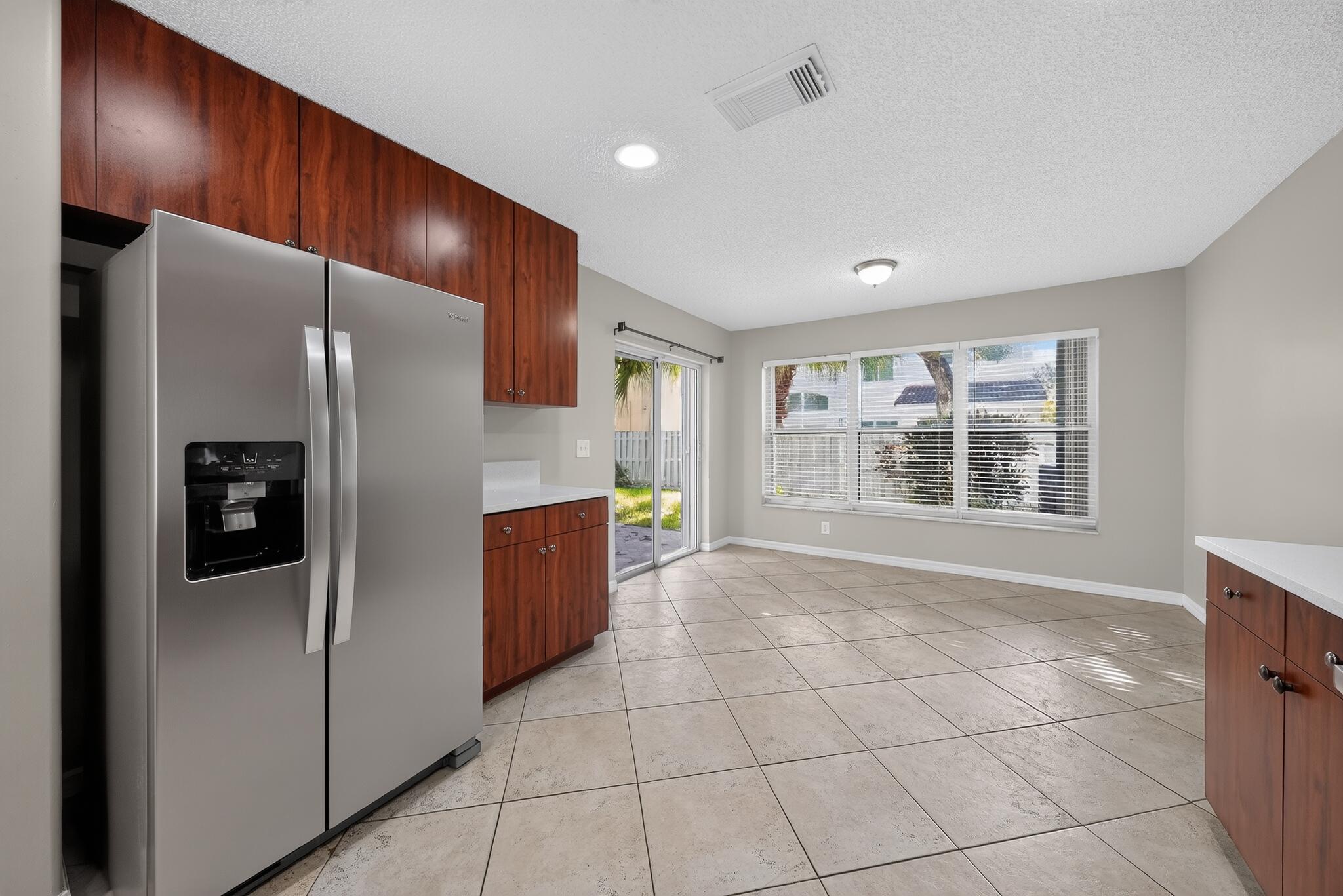 MAPLE RIDGE - Residential