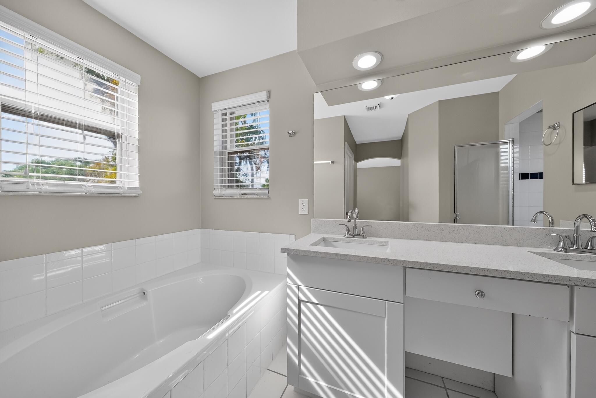 MAPLE RIDGE - Residential