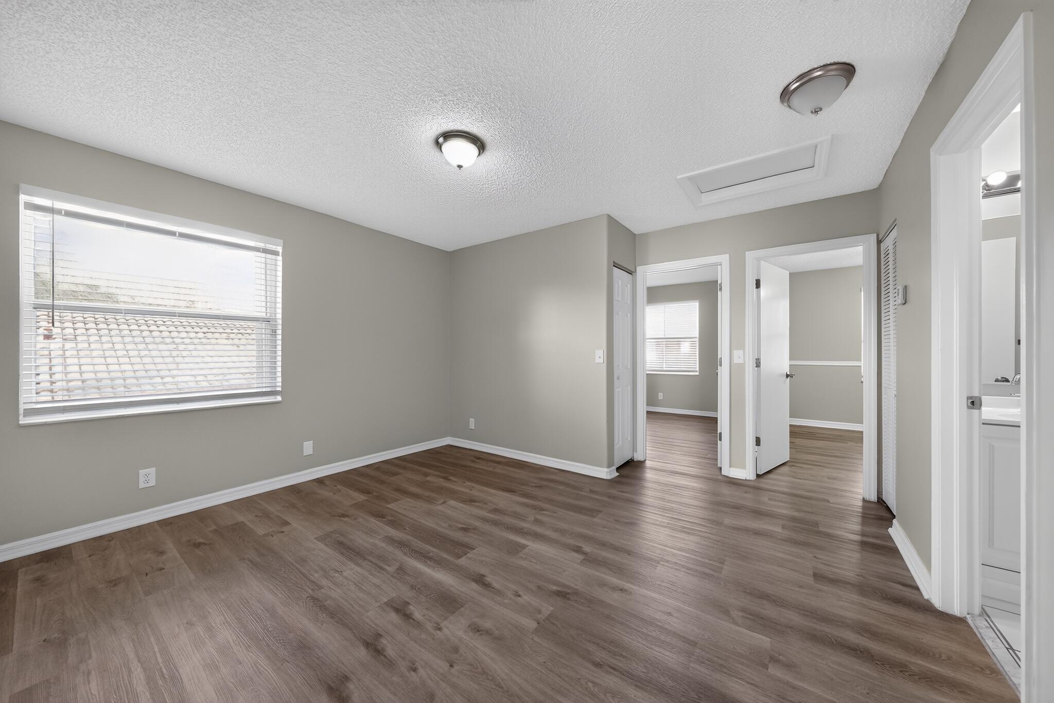 MAPLE RIDGE - Residential