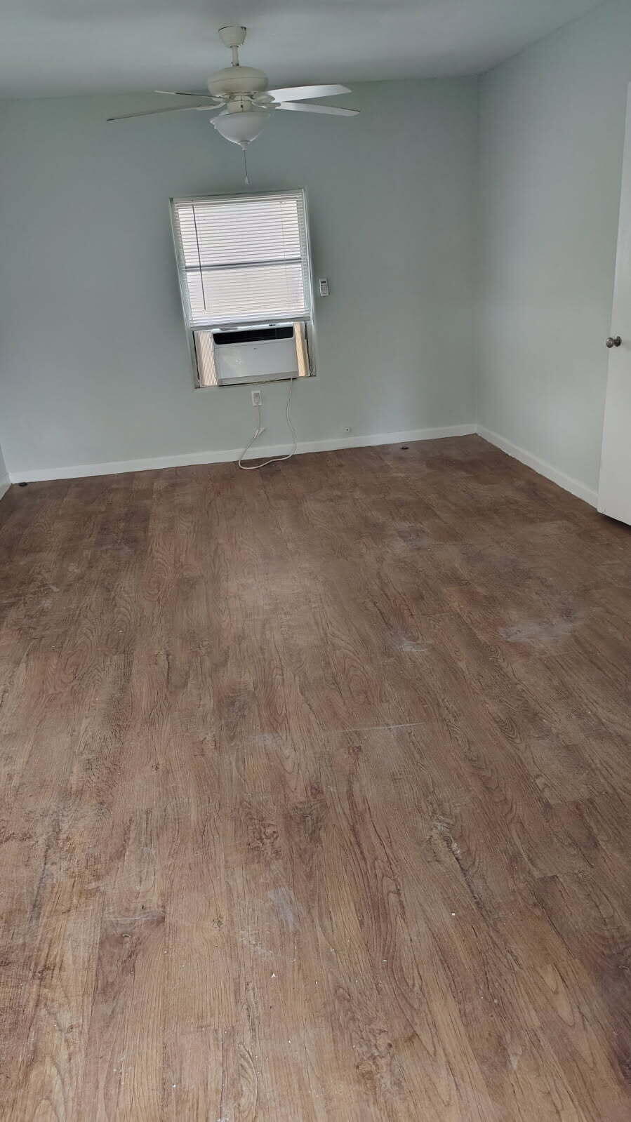 LAKE WORTH TOWN OF - Residential Lease