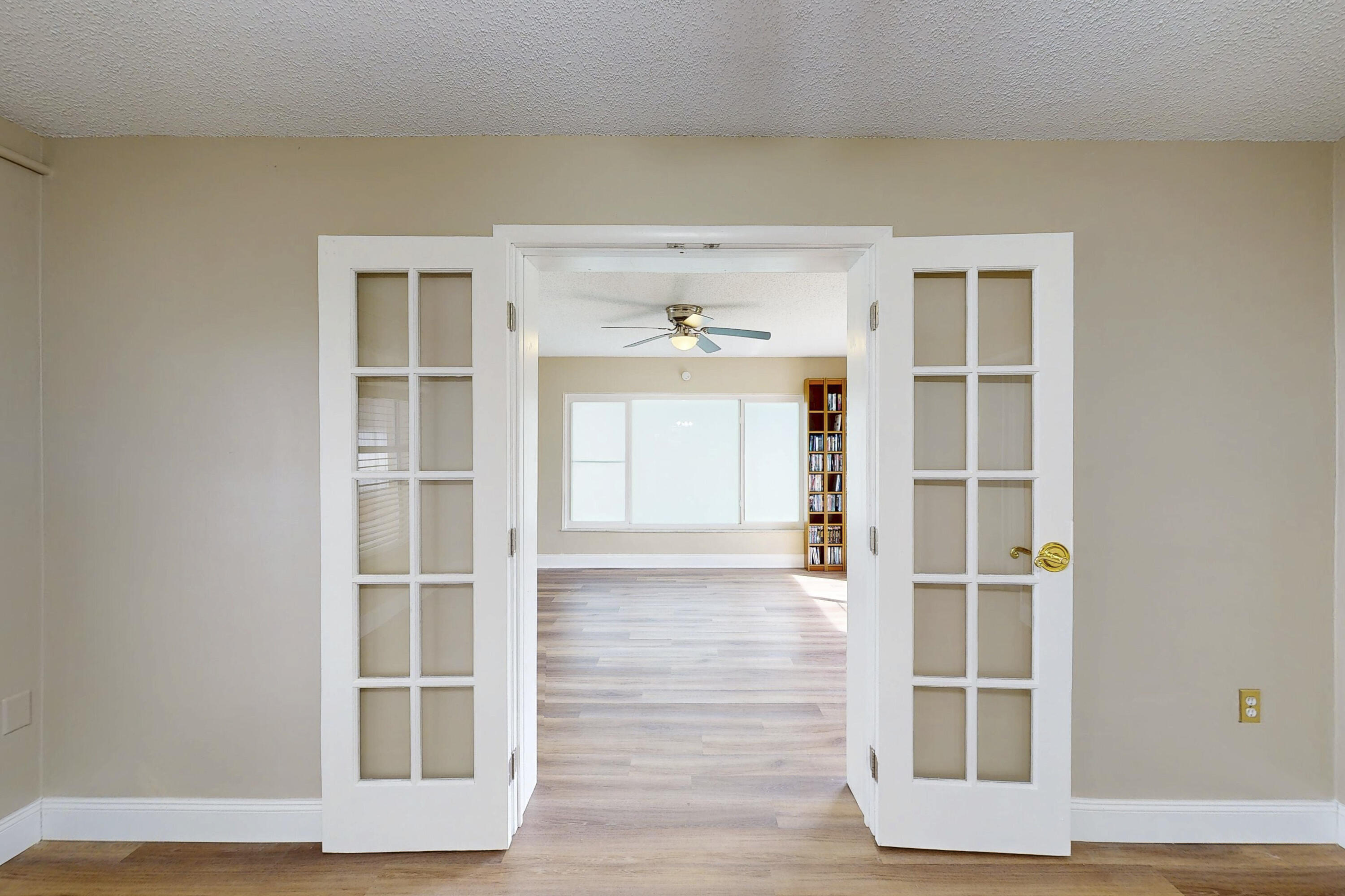 RIVER PARK UNIT 2 - Residential