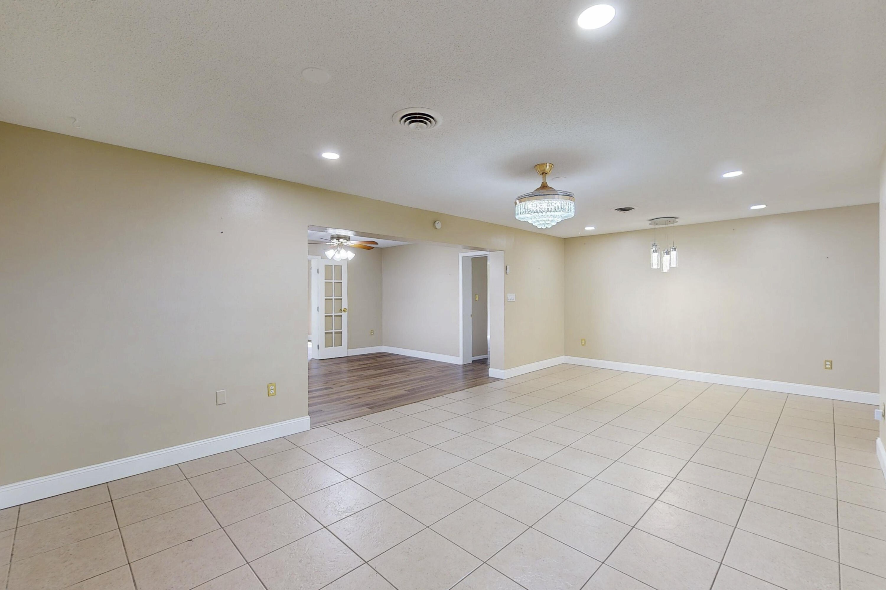 RIVER PARK UNIT 2 - Residential
