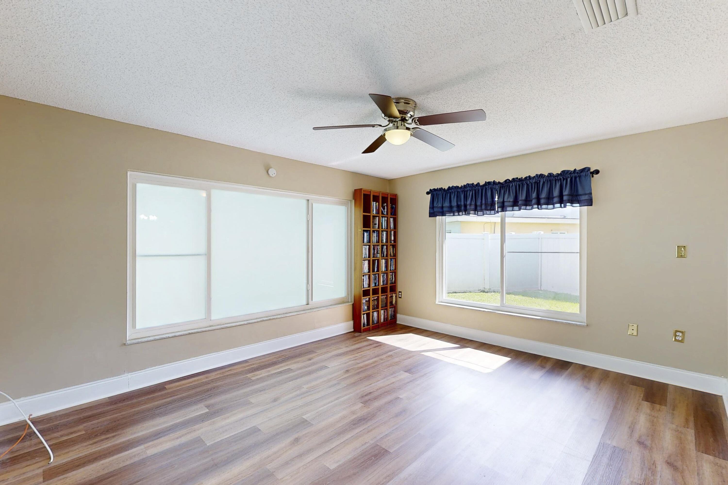 RIVER PARK UNIT 2 - Residential