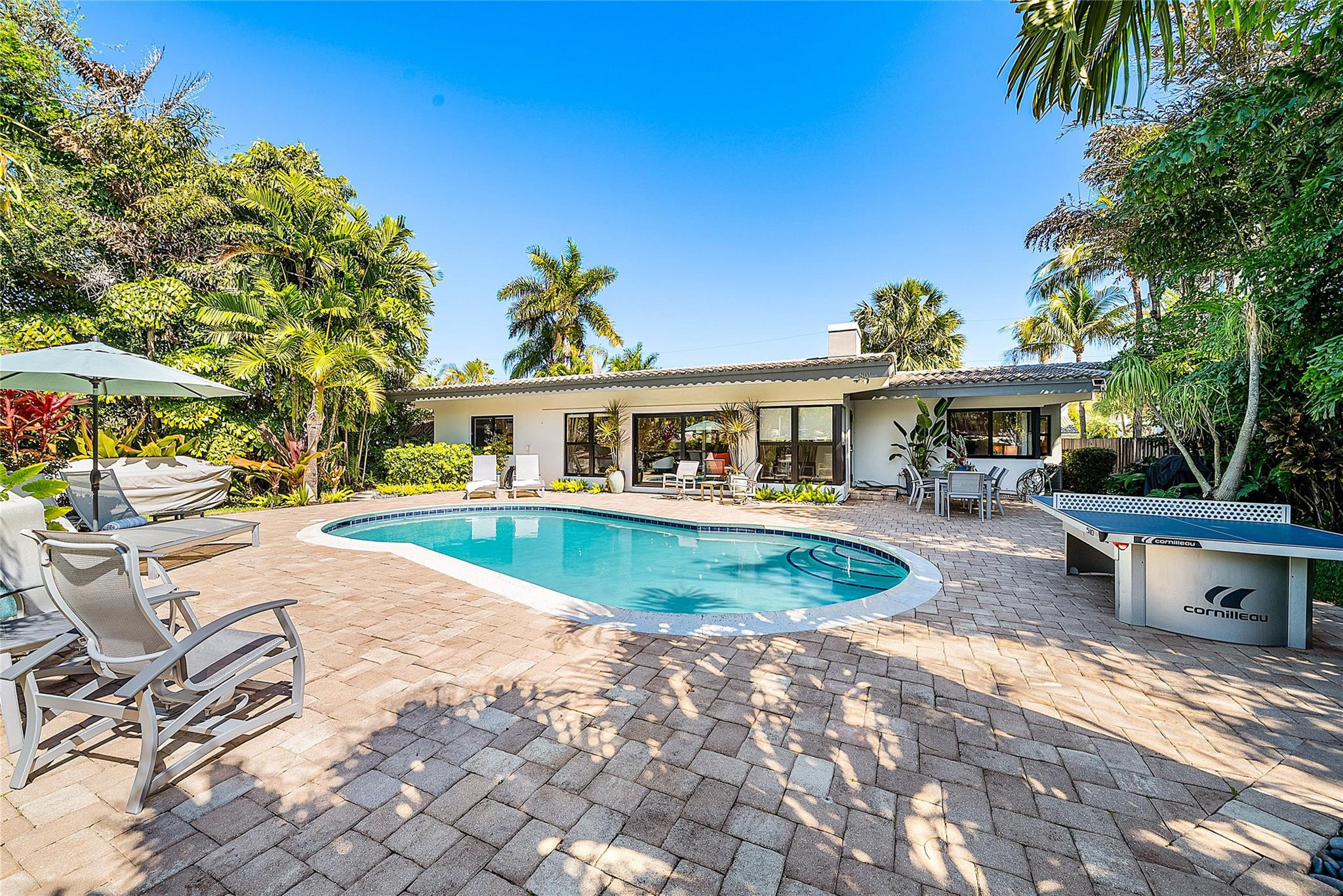 Riviera 6-17 B - Residential