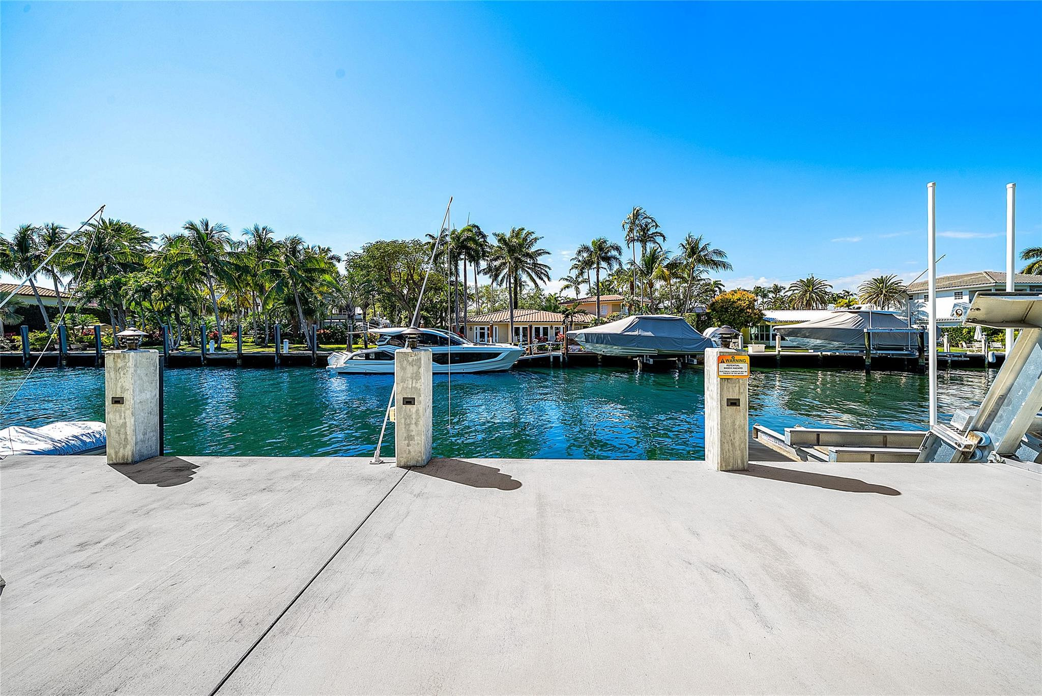 Riviera 6-17 B - Residential