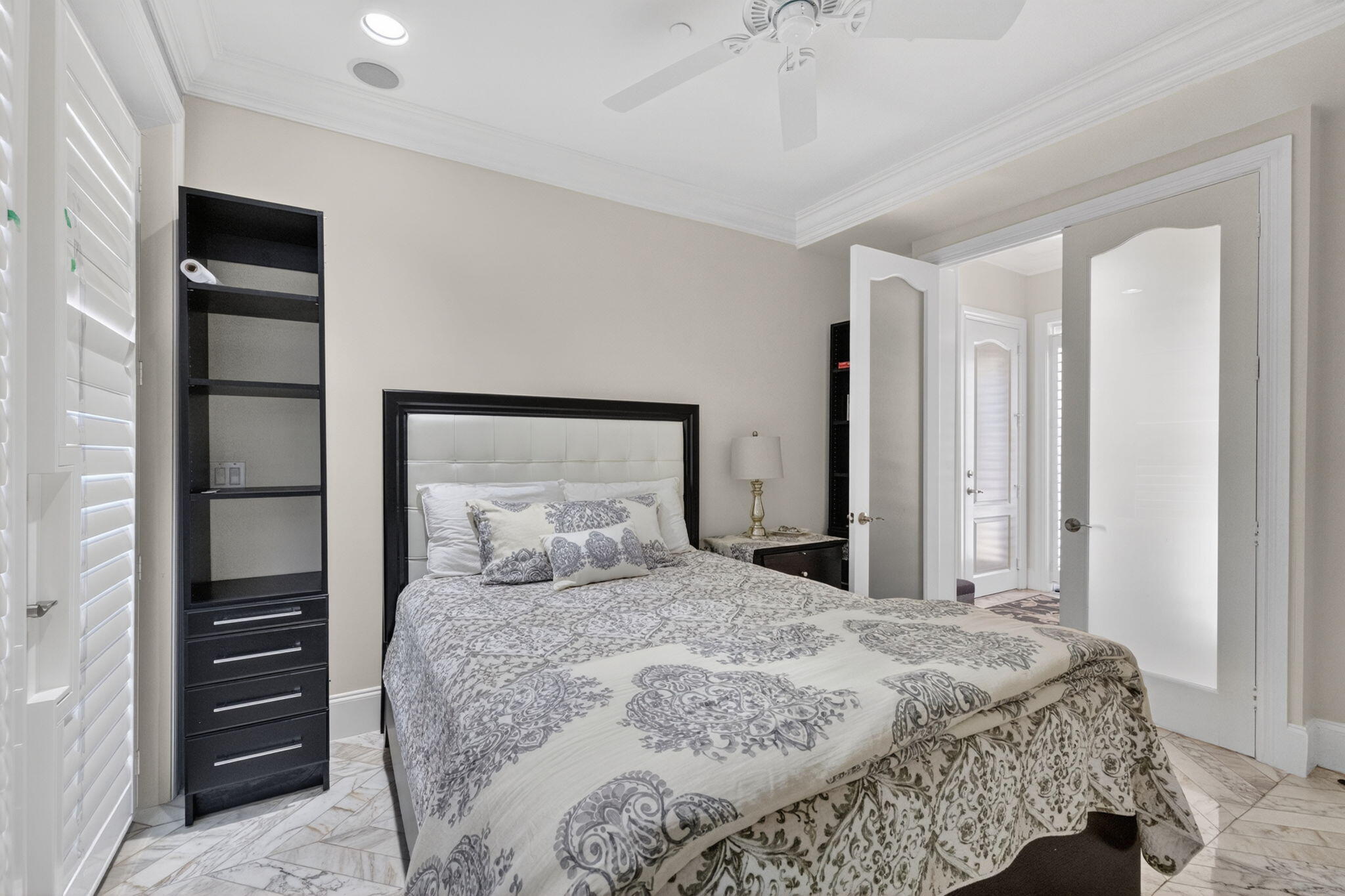 SILVER SHORES UNIT - Residential Lease