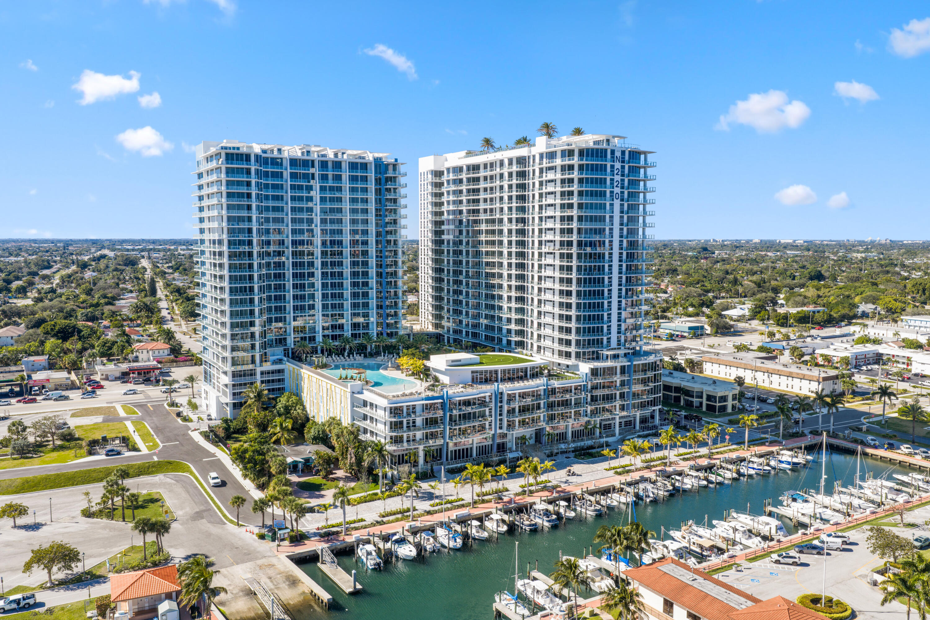 NAUTILUS 220 CONDO - Residential