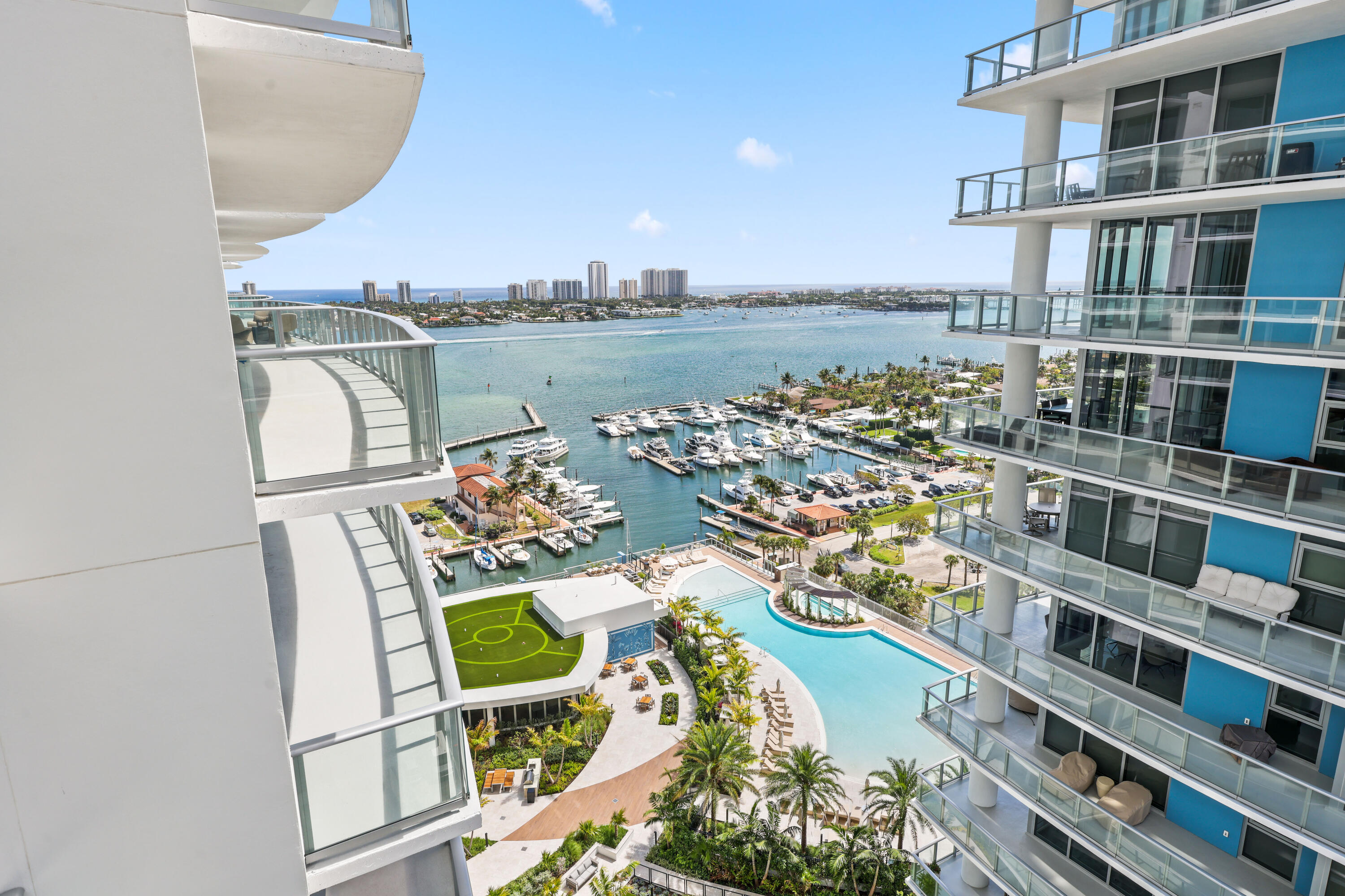 NAUTILUS 220 CONDO - Residential